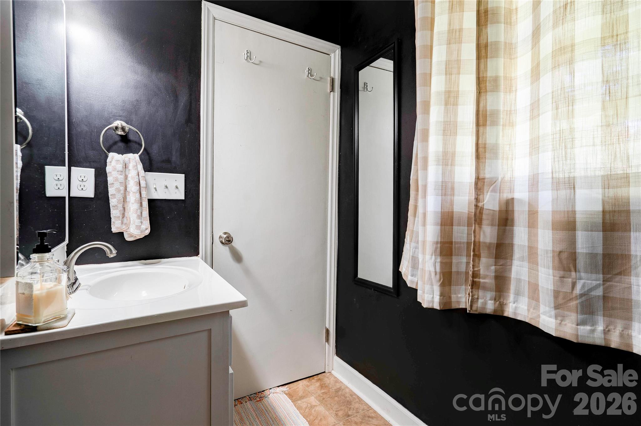 404 Pineview Drive Property Photo 37