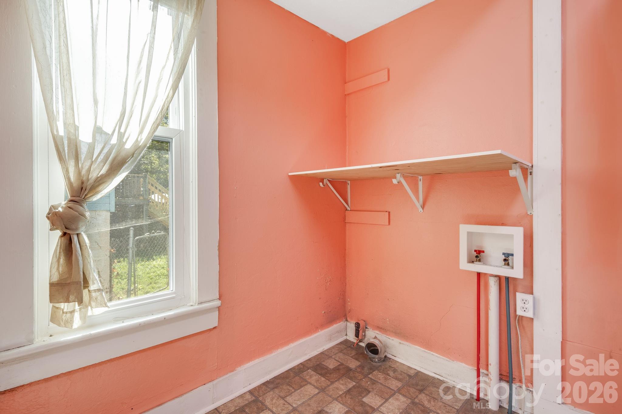 20 Drake Street Property Photo 18
