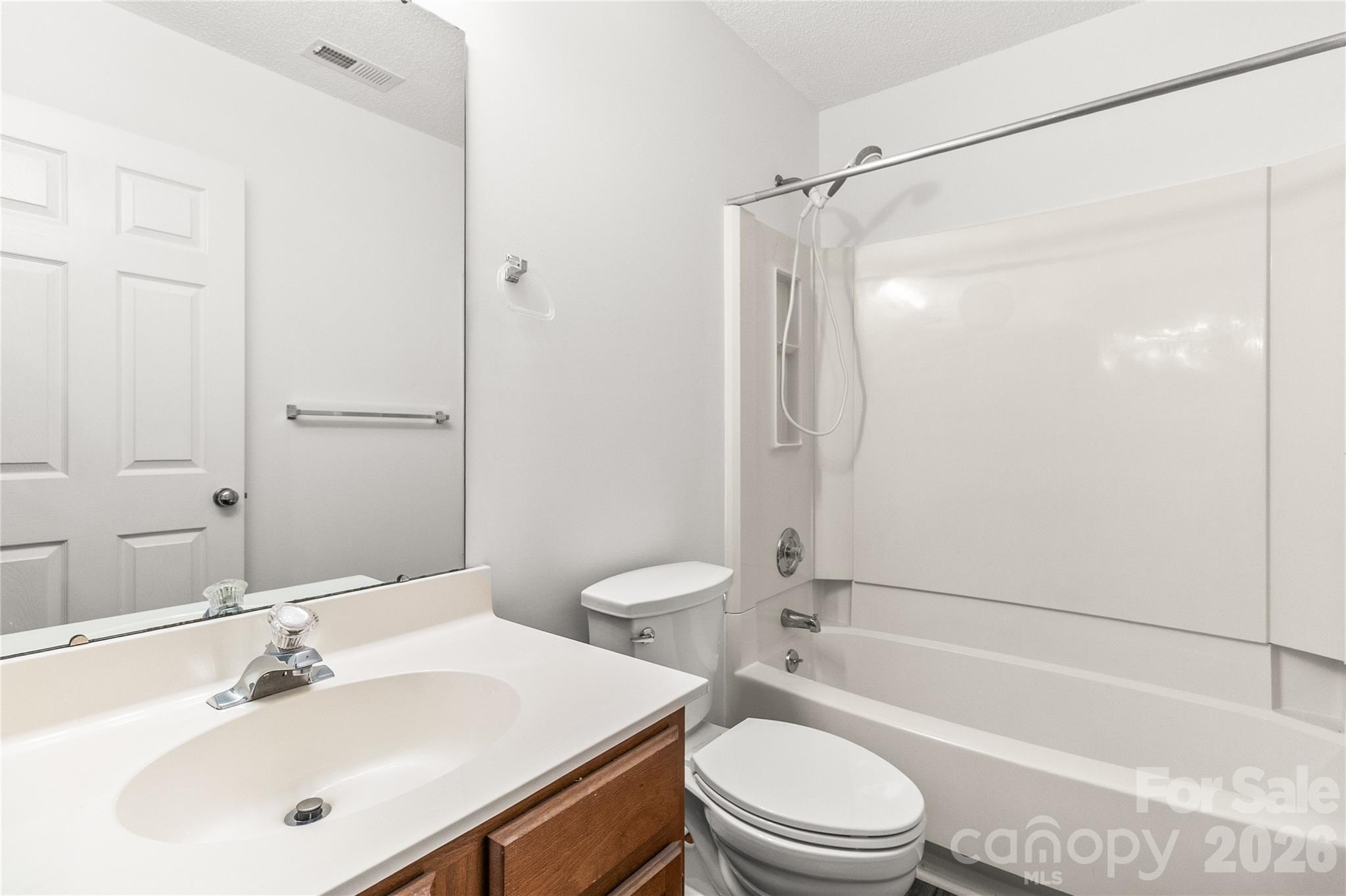 739 Oakbluff Circle Property Photo 33
