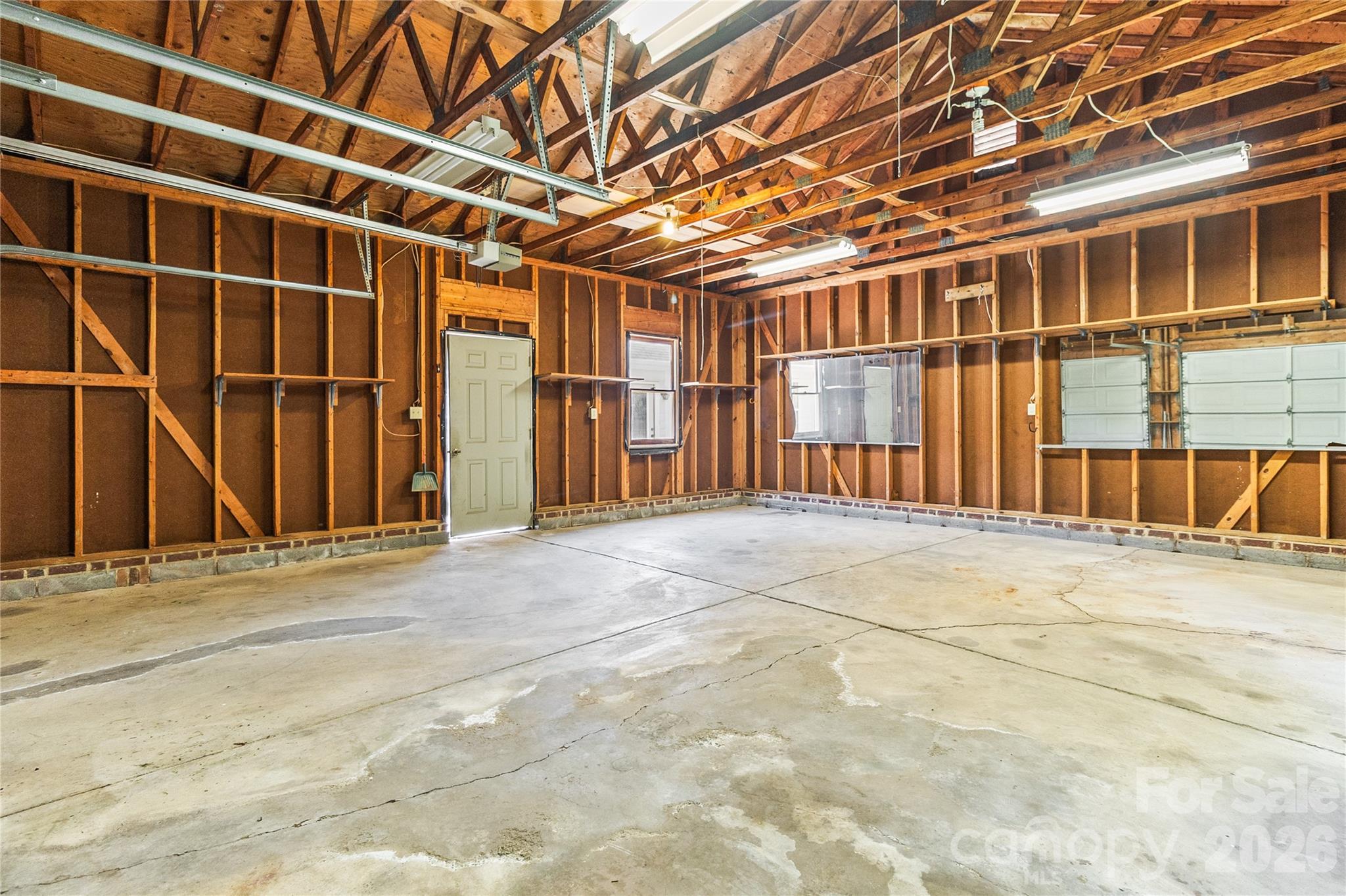 739 Oakbluff Circle Property Photo 43