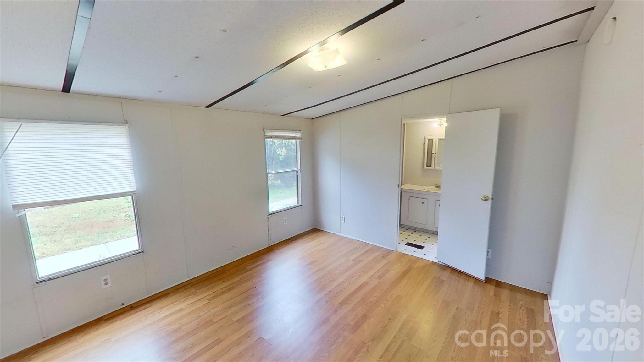 316 Southfork Road Property Photo 7
