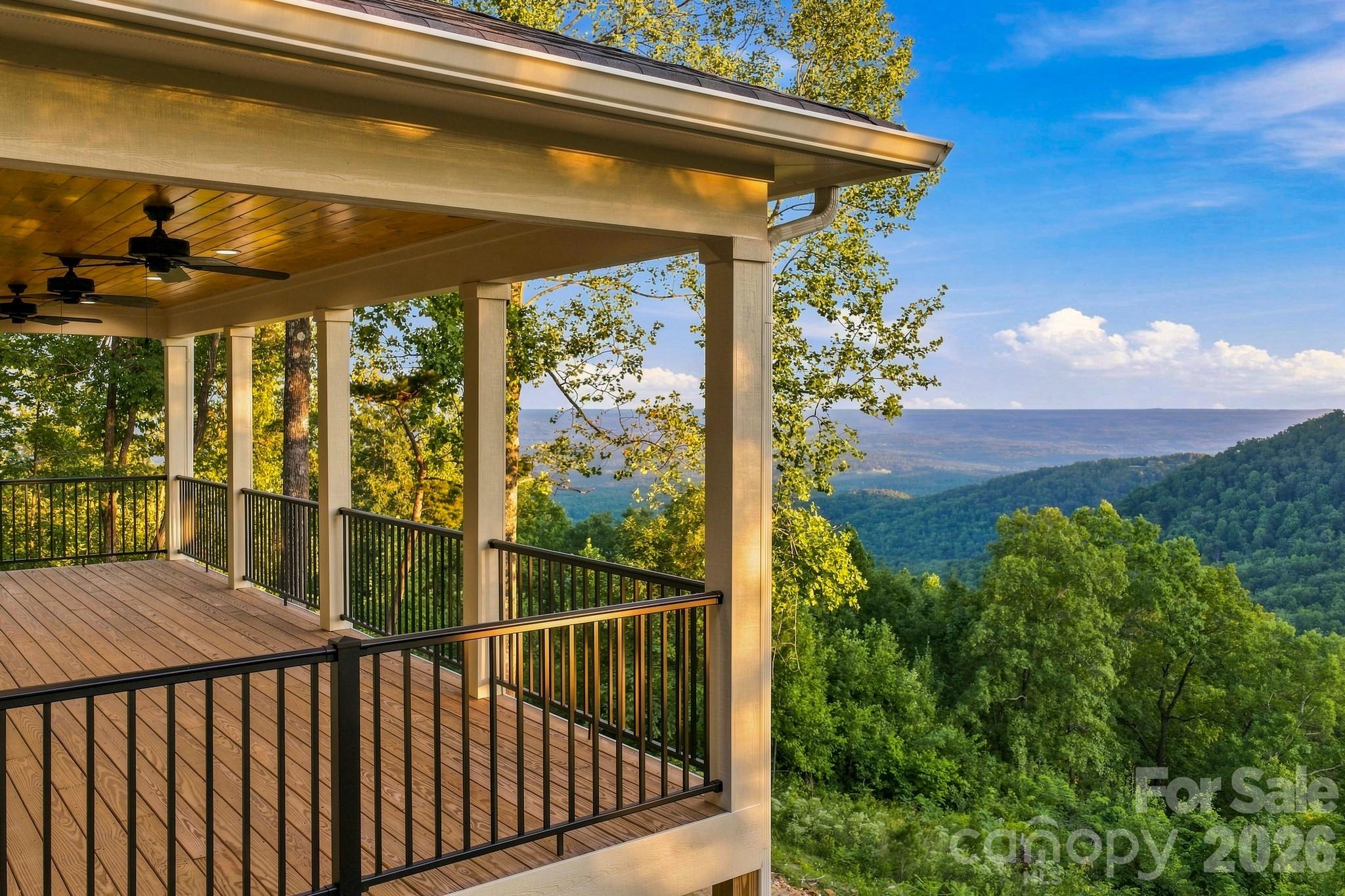 2272 Pinnacle Parkway Property Photo 1
