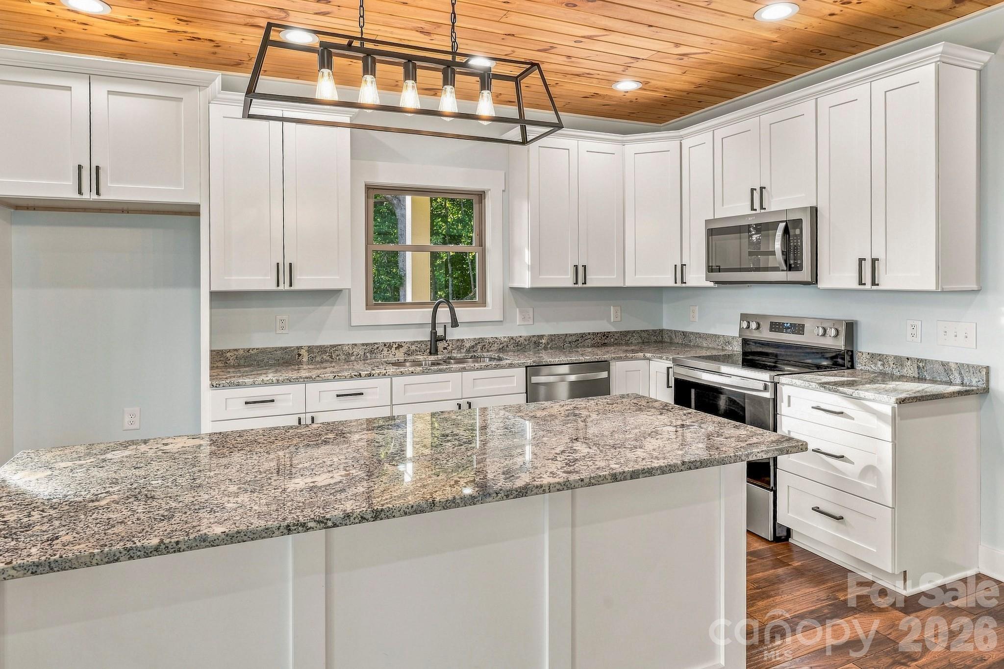2272 Pinnacle Parkway Property Photo 12