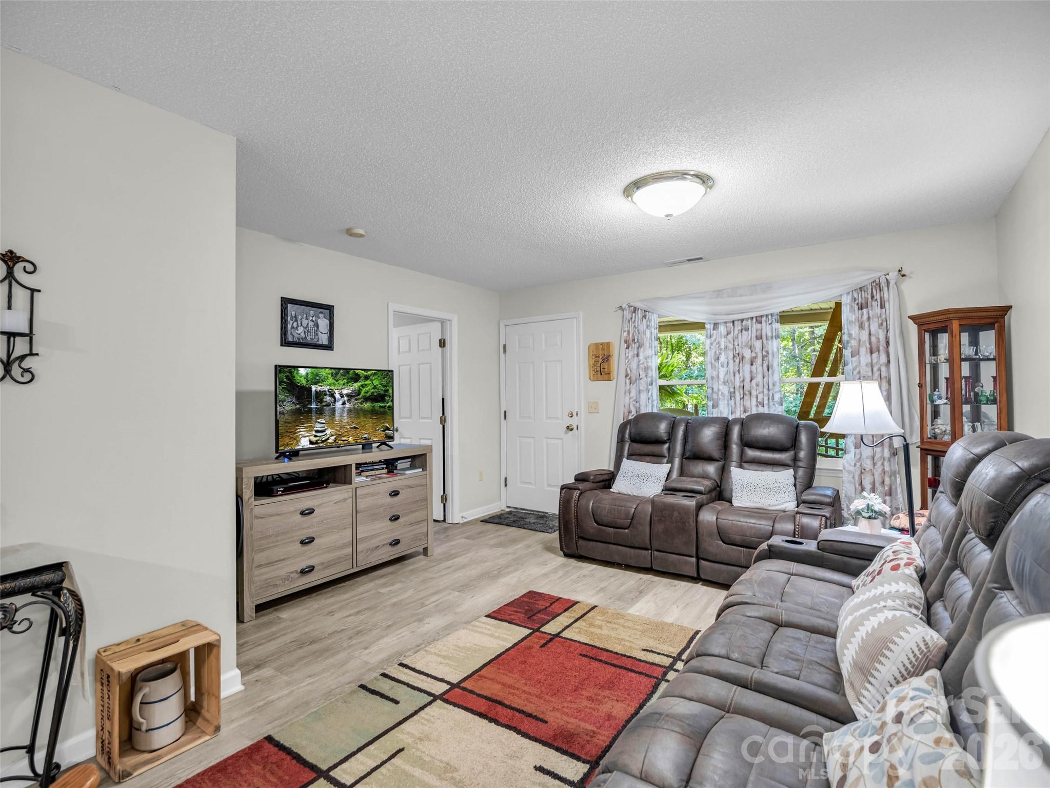 277 Debbies Branch Drive Property Photo 14