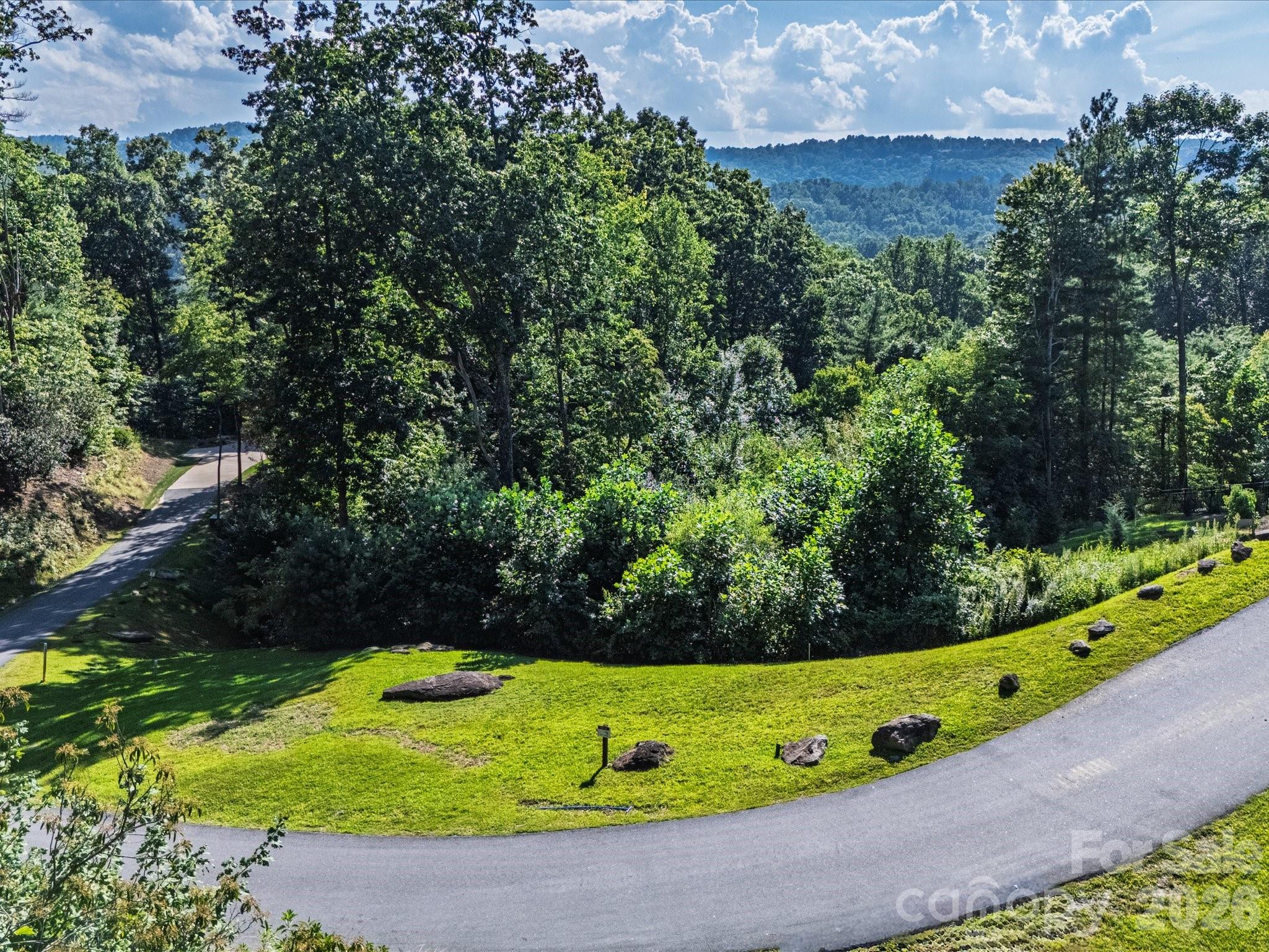 52 Lemongrass Trail Property Photo 1