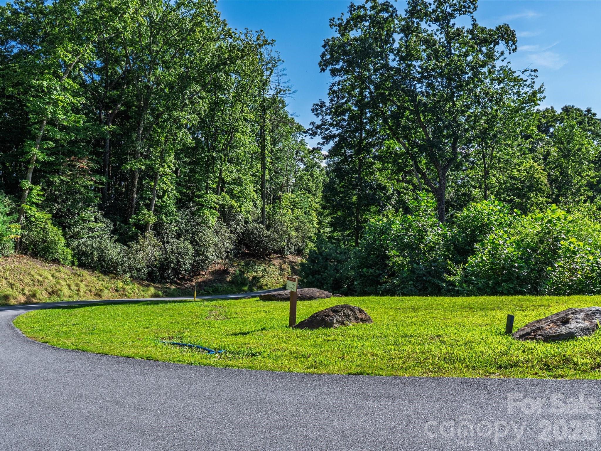 52 Lemongrass Trail Property Photo 2