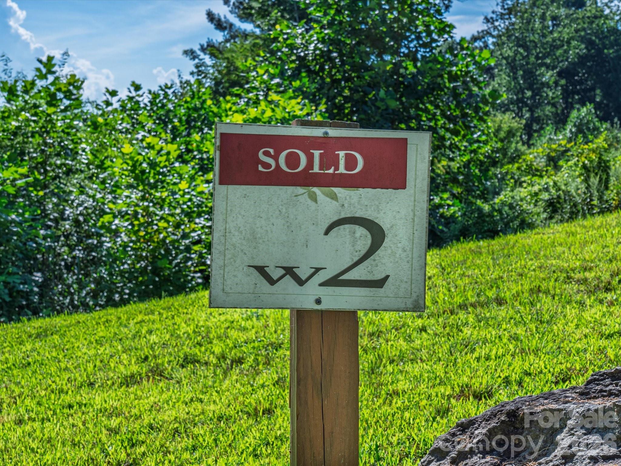 52 Lemongrass Trail Property Photo 3