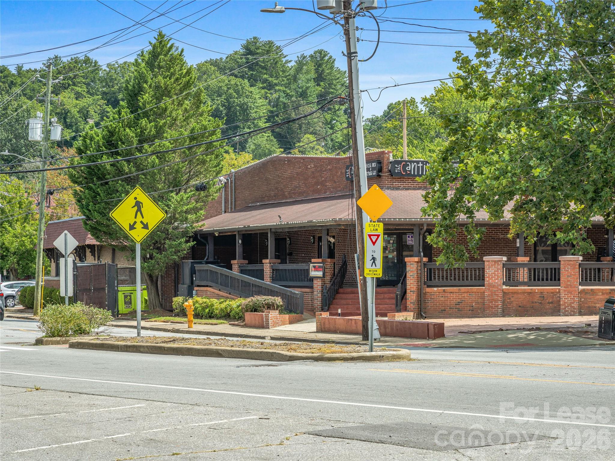 10 Biltmore Plaza Property Photo 2