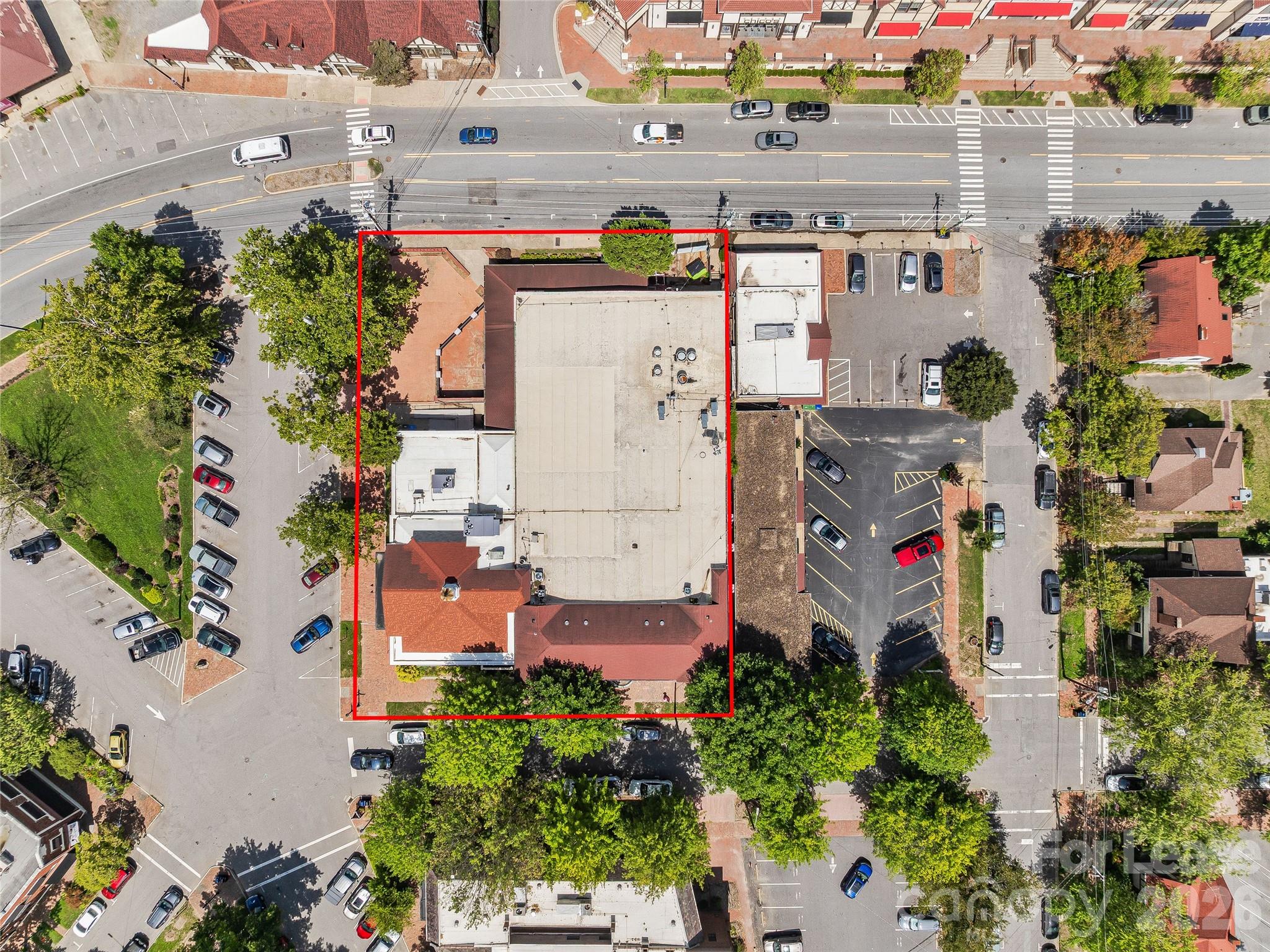 10 Biltmore Plaza Property Photo 8