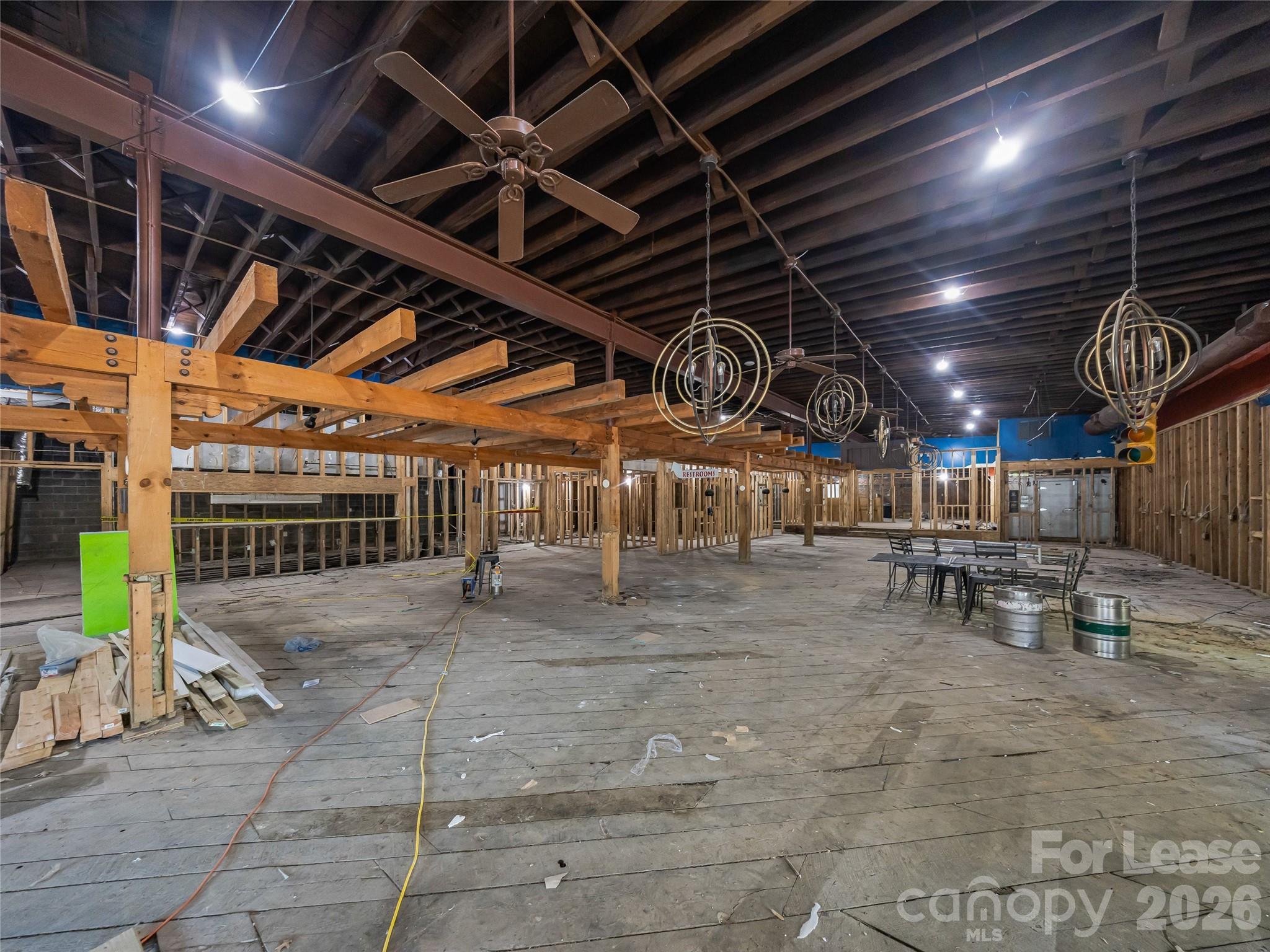10 Biltmore Plaza Property Photo 28