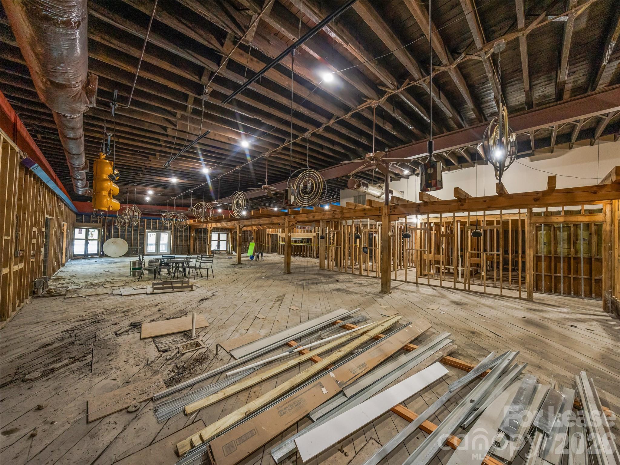 10 Biltmore Plaza Property Photo 32