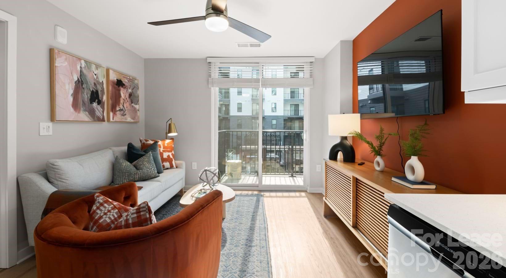 426 N Tryon Street C2.1s Property Photo 15