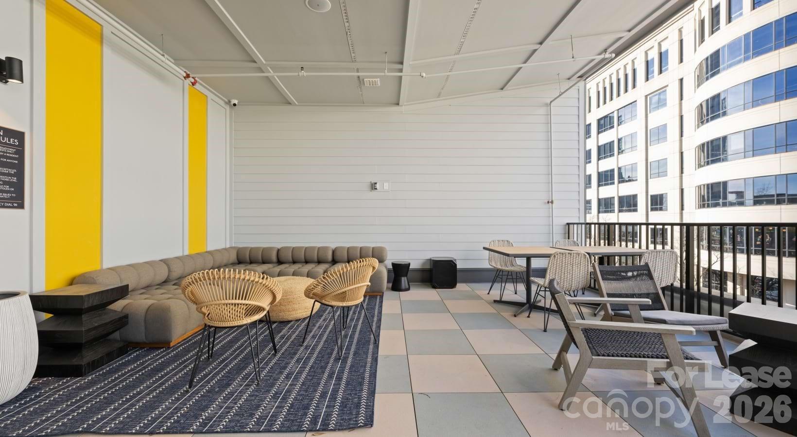 426 N Tryon Street C2.1s Property Photo 43