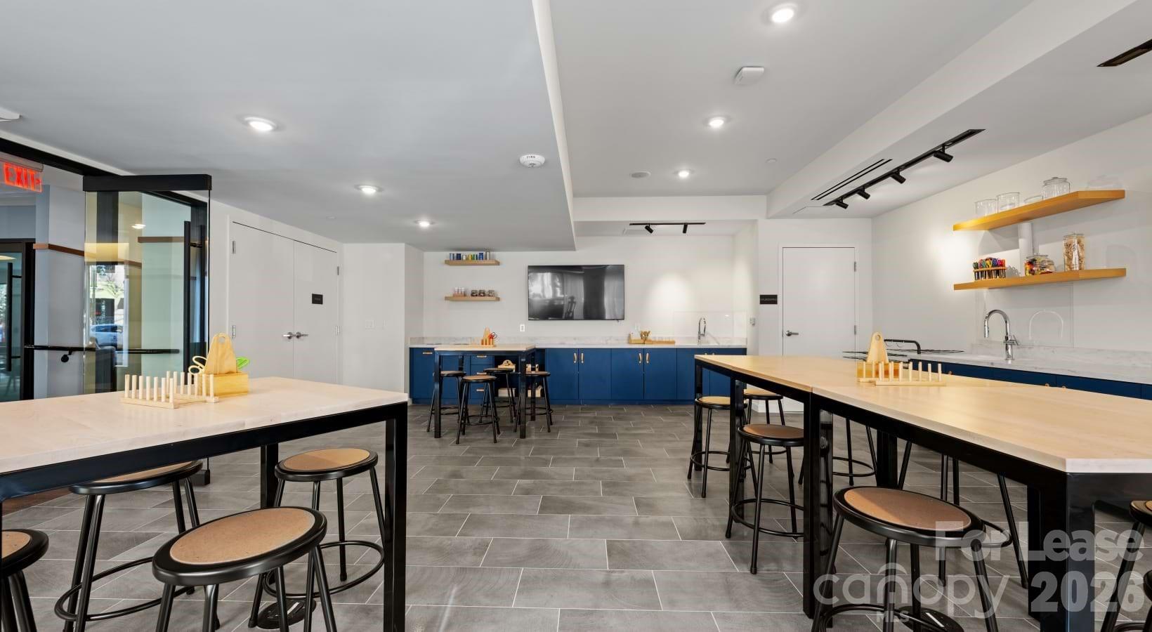 426 N Tryon Street C2.1s Property Photo 48