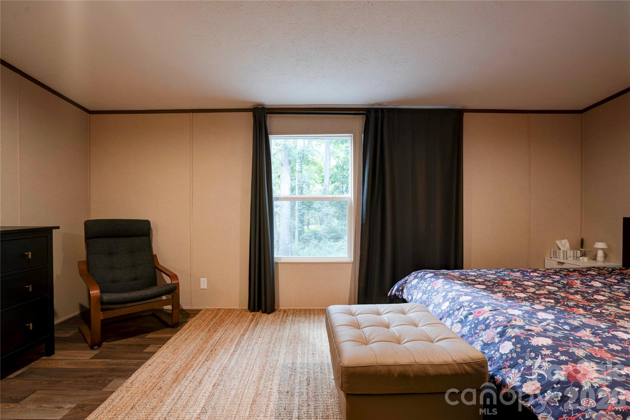 737 Pleasantdale Drive Property Photo 16