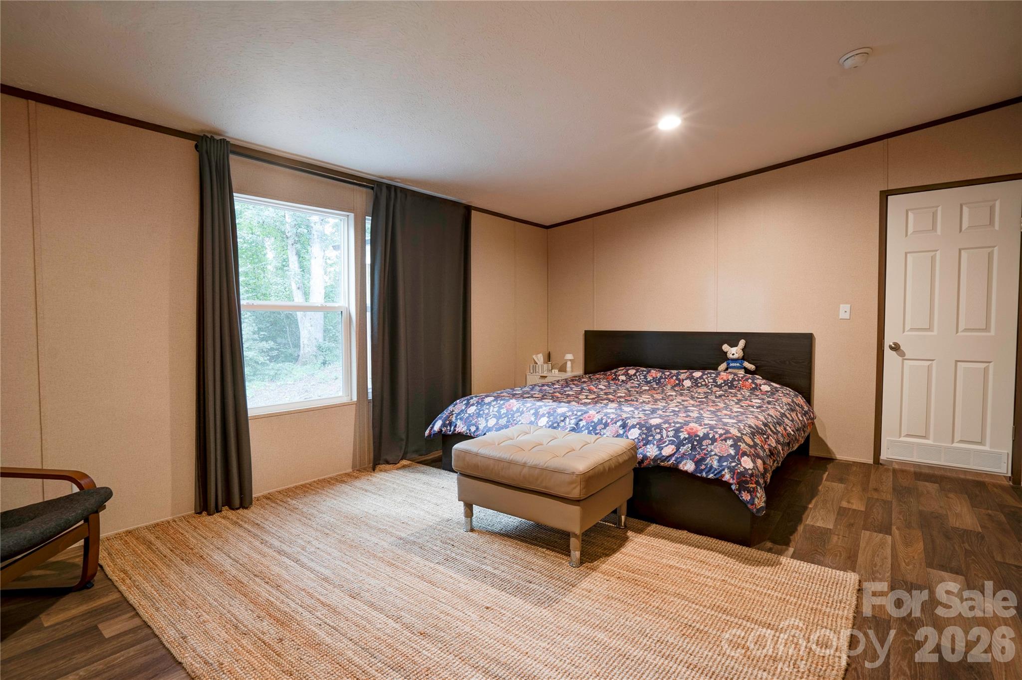 737 Pleasantdale Drive Property Photo 18