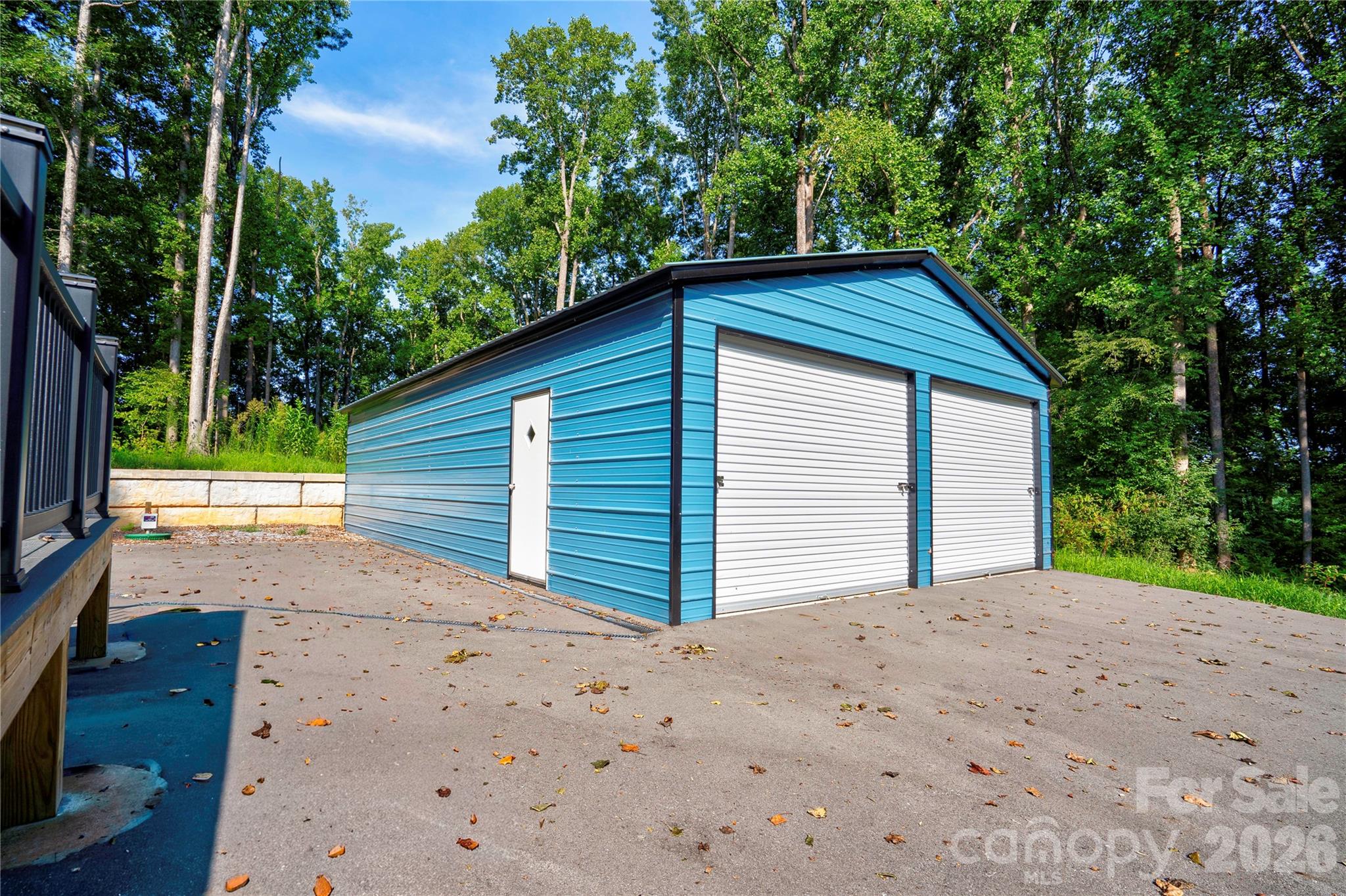 737 Pleasantdale Drive Property Photo 39