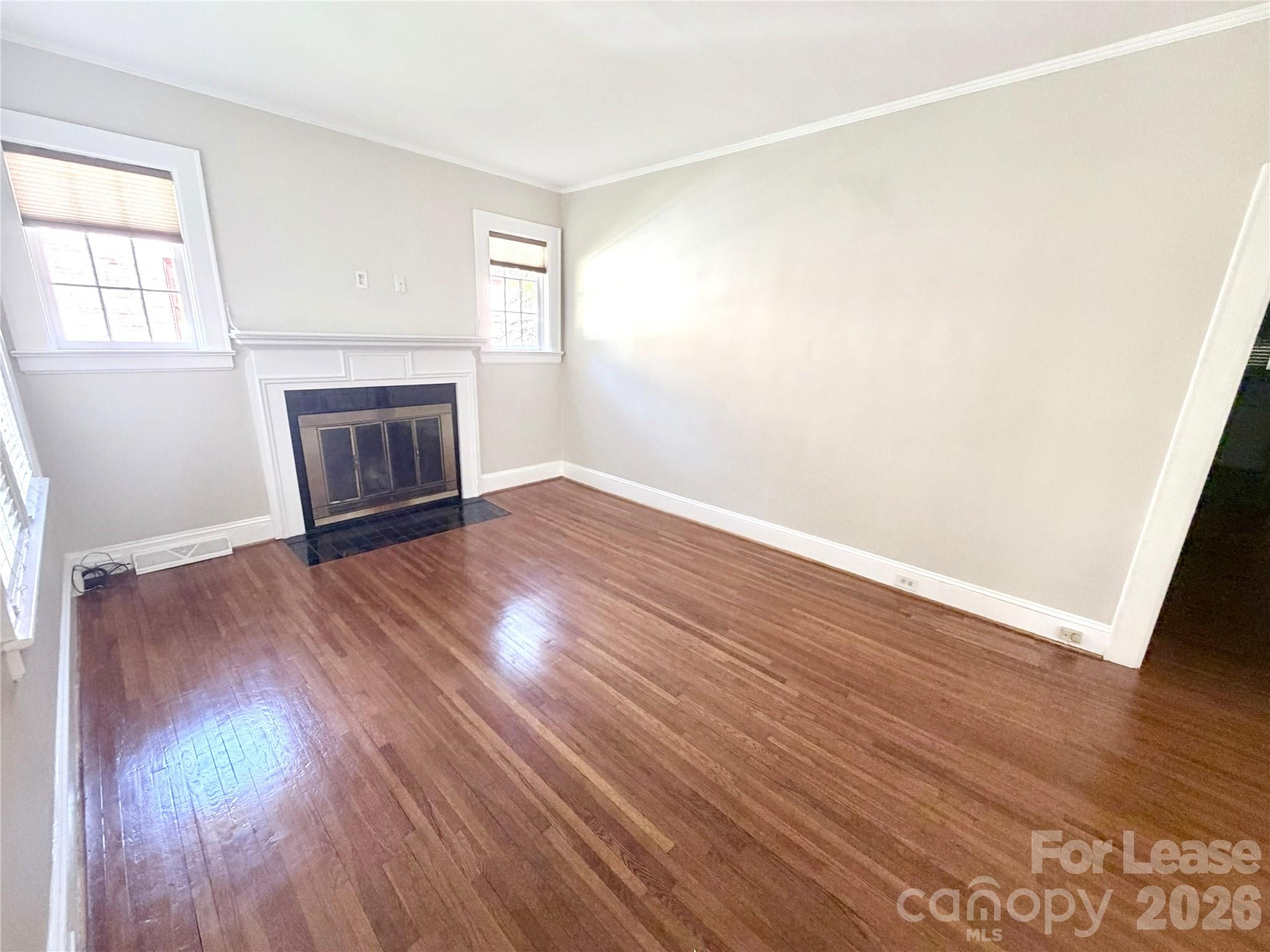 2537 Cranbrook Lane Property Photo 4