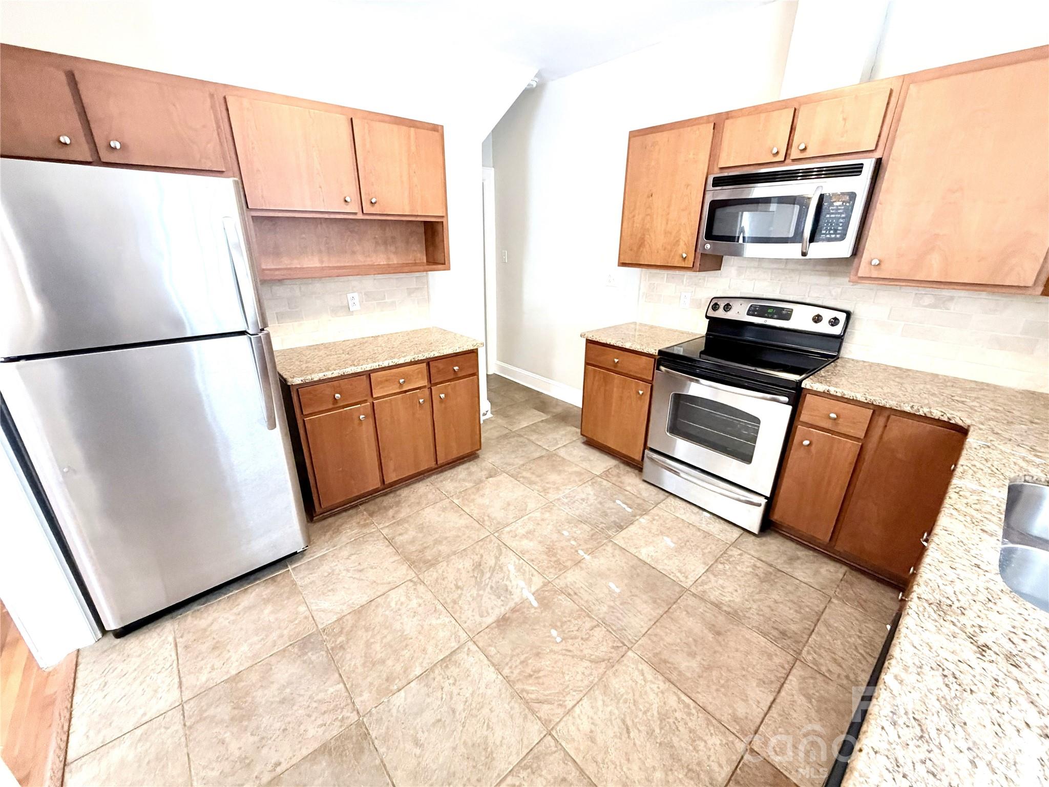 2537 Cranbrook Lane Property Photo 7