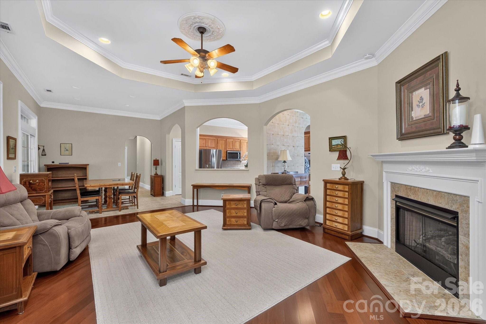 1913 Windmere Drive Property Photo 10