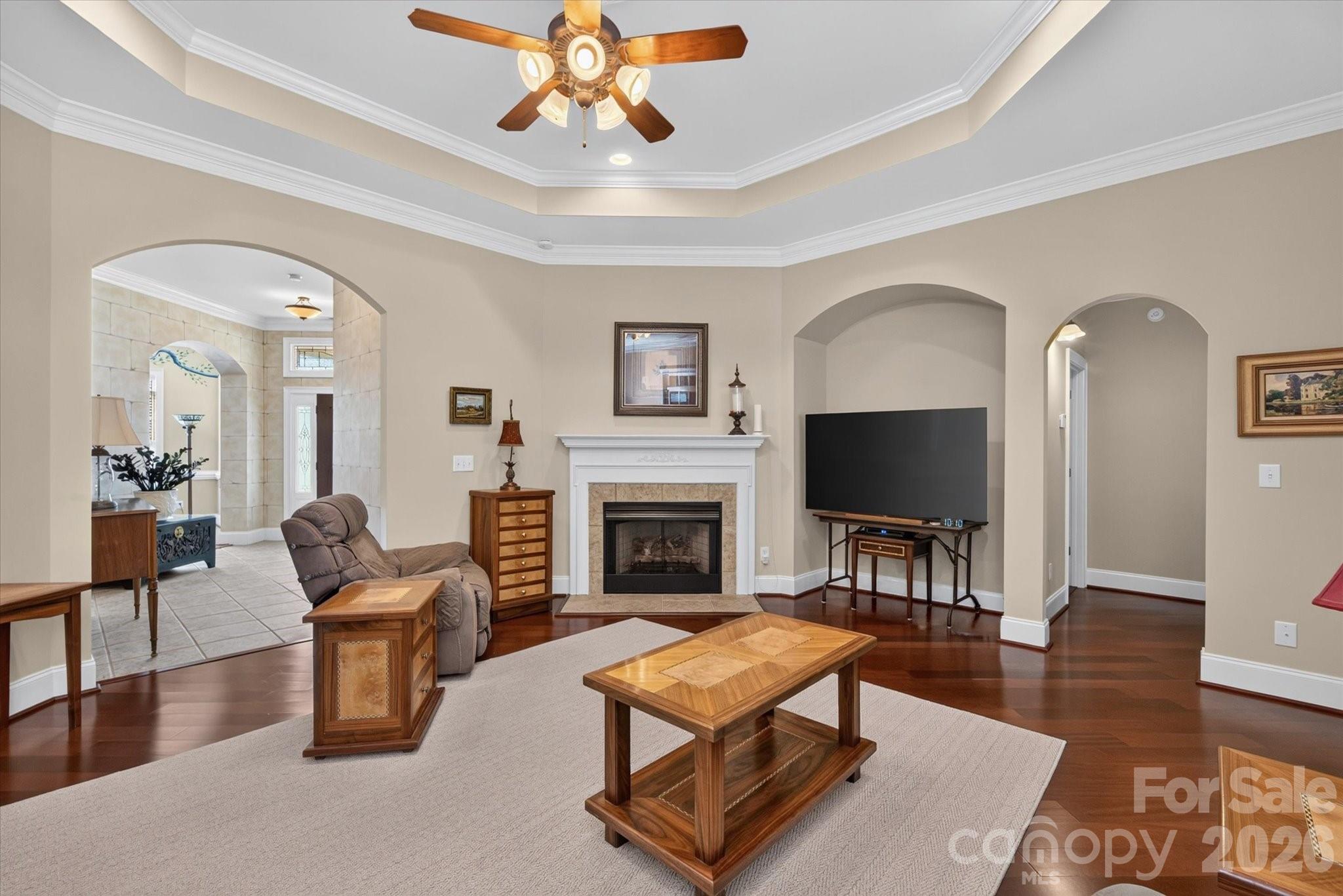1913 Windmere Drive Property Photo 11
