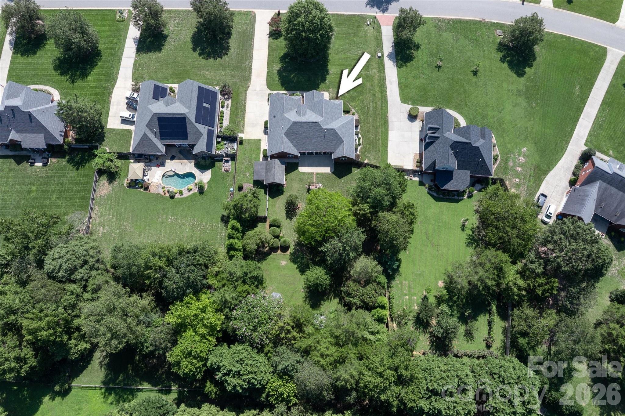 1913 Windmere Drive Property Photo 35