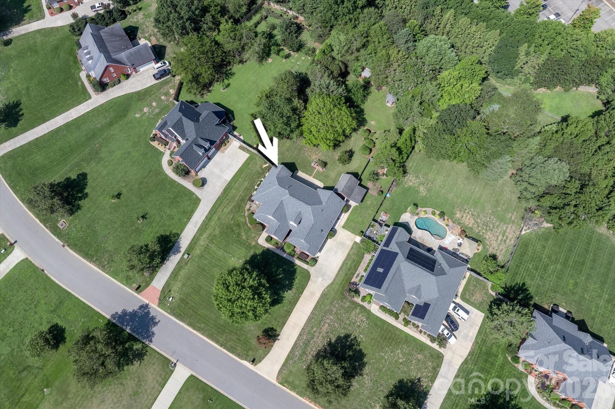 1913 Windmere Drive Property Photo 37