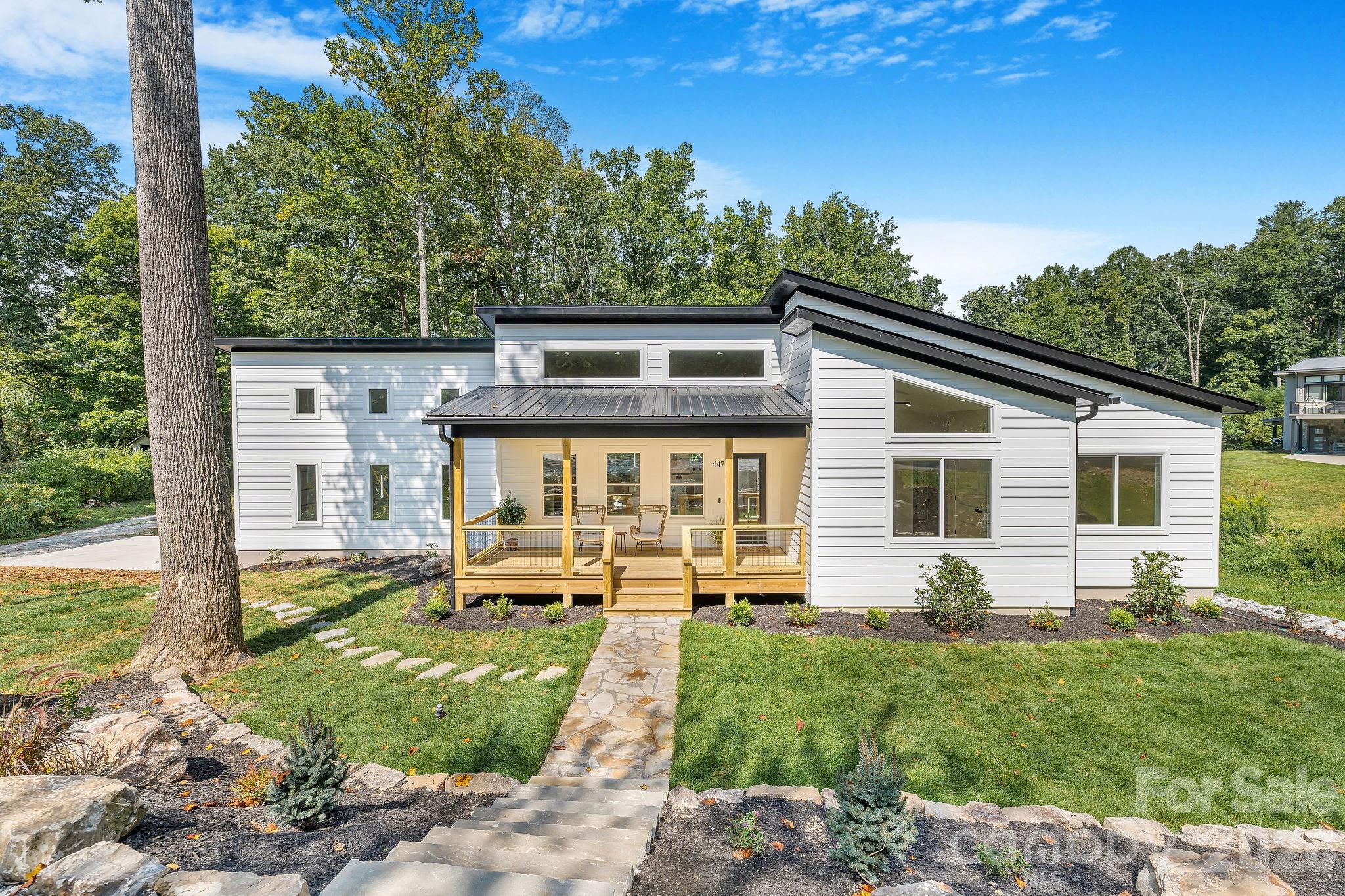 447 Blooming Laurel Drive Property Photo 1