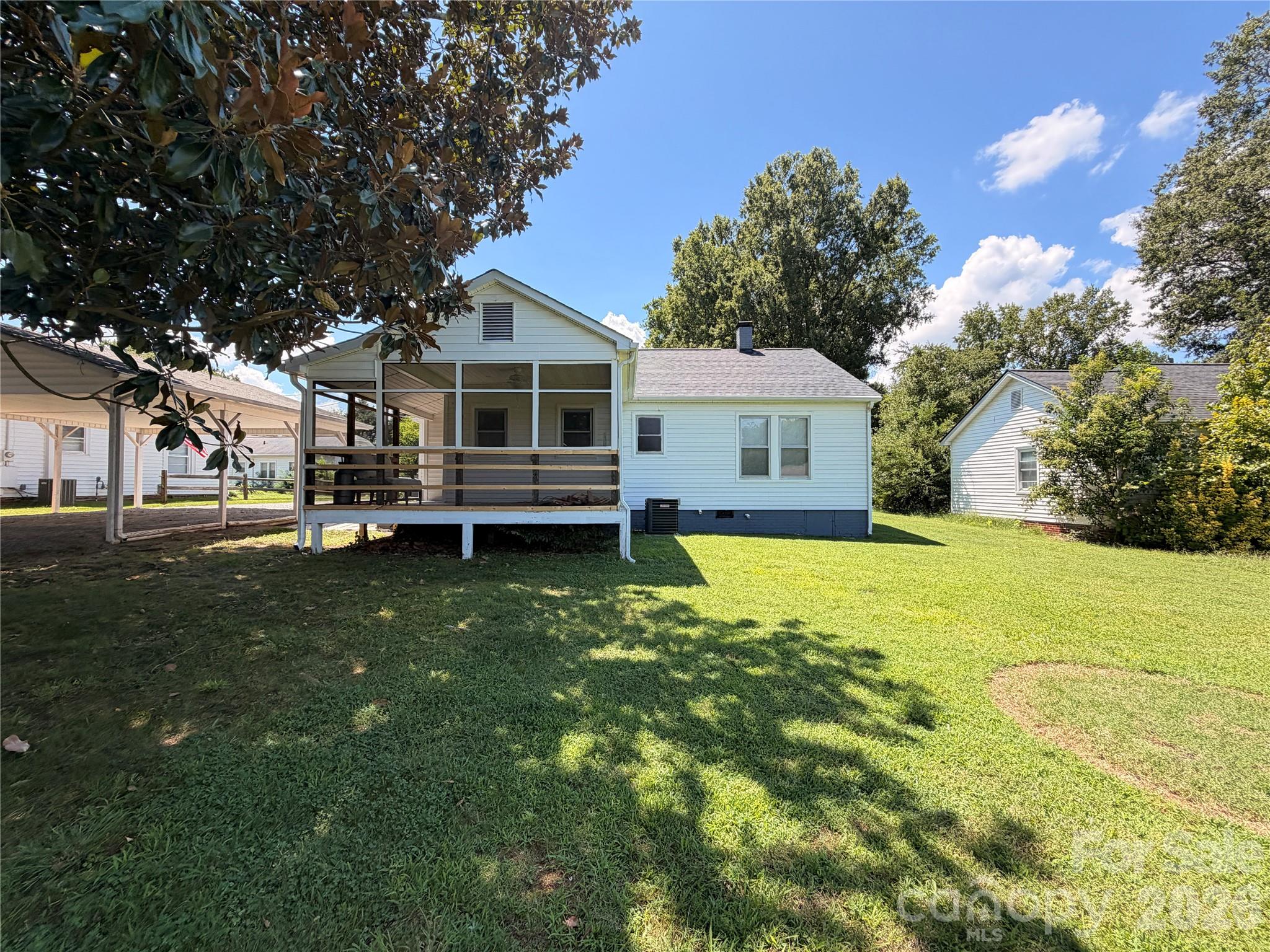 1223 Milton Avenue Property Photo 11