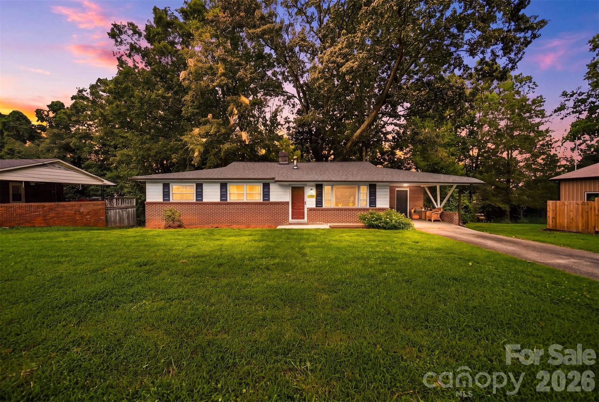 1920 30th Street Property Photo 1