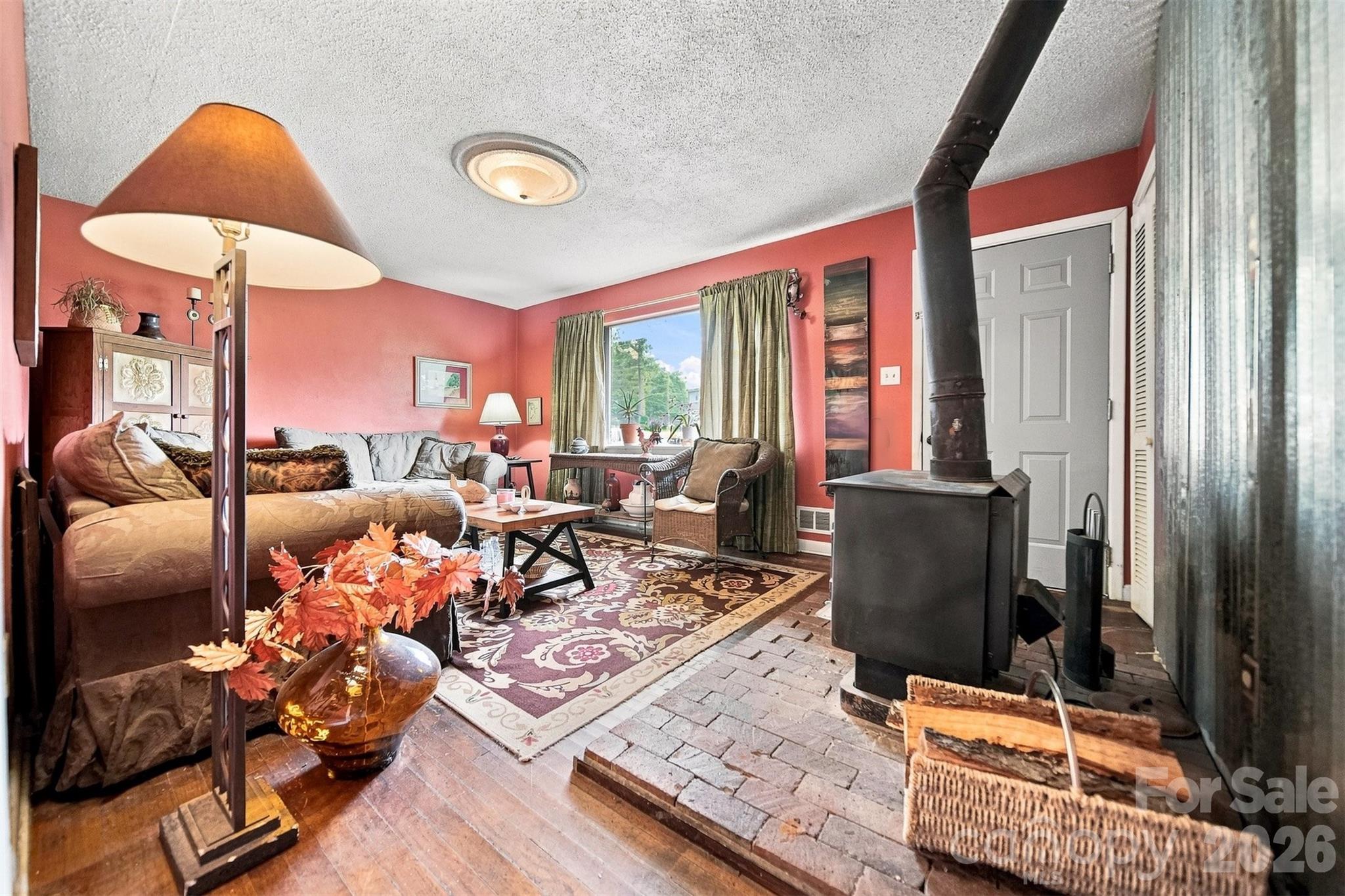 1920 30th Street Property Photo 7