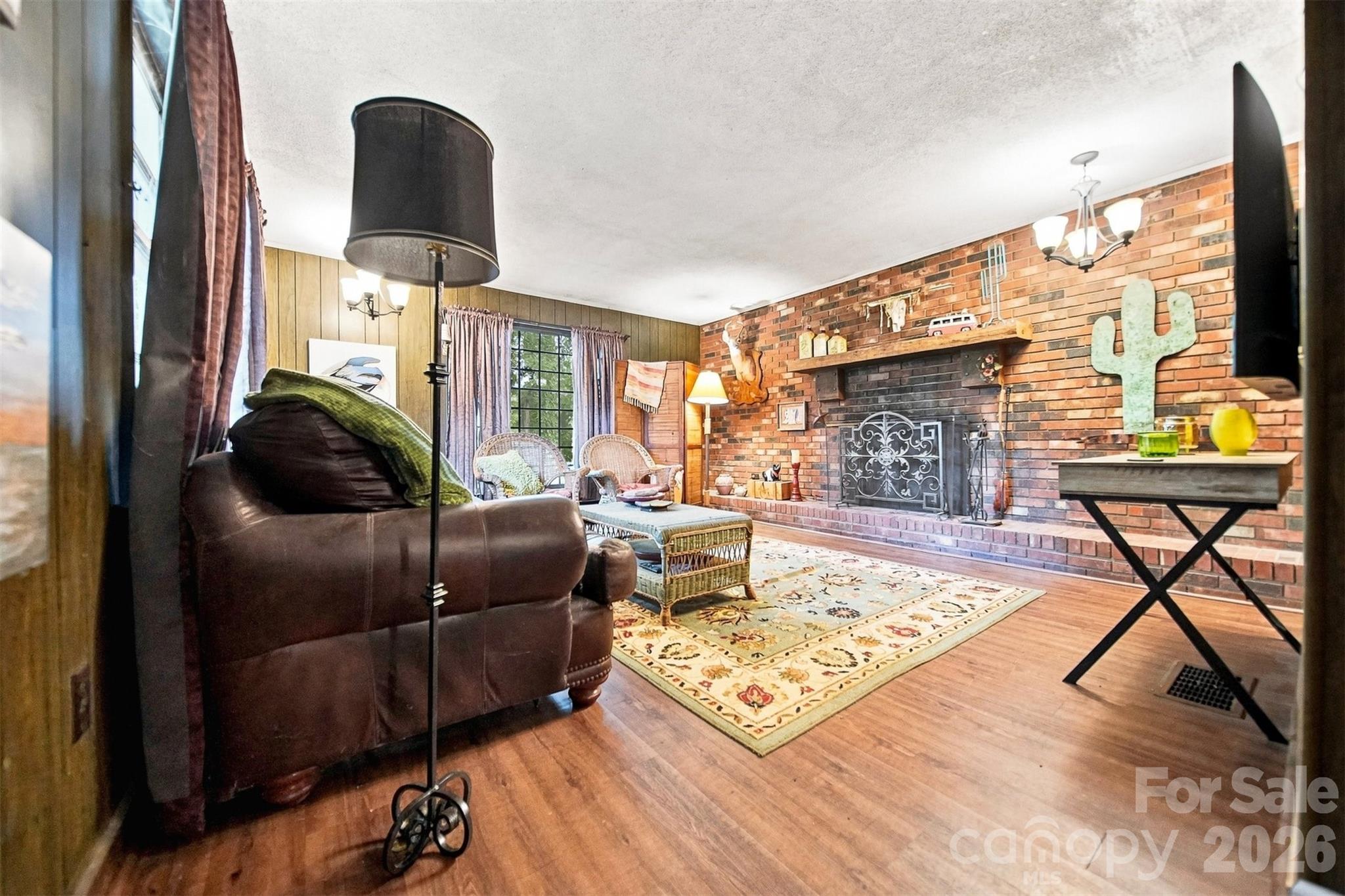 1920 30th Street Property Photo 17