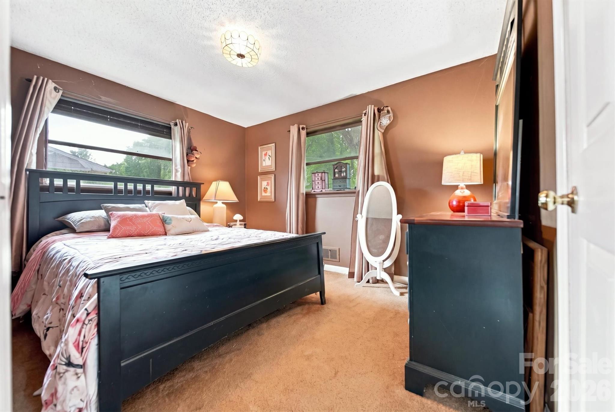 1920 30th Street Property Photo 21