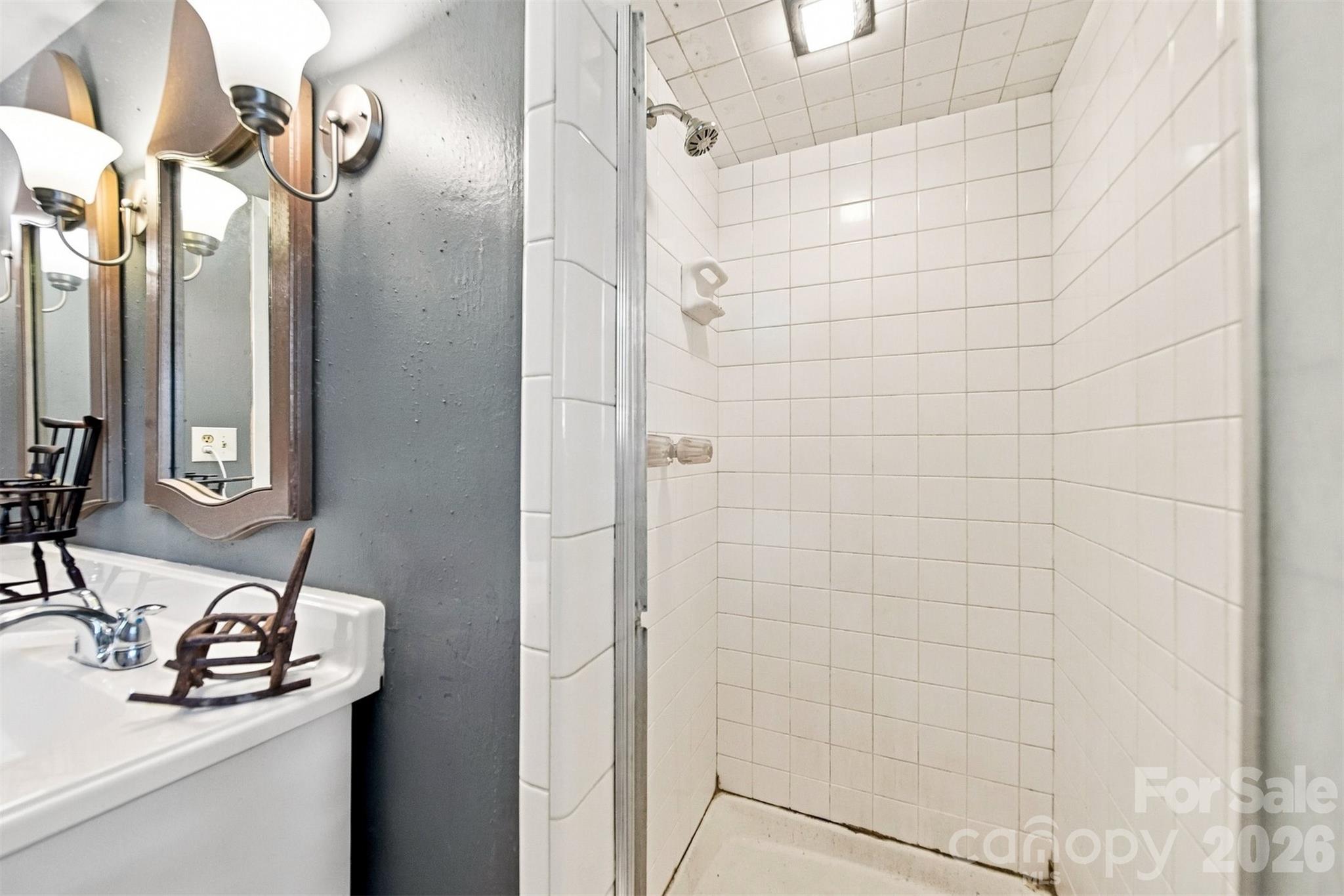 1920 30th Street Property Photo 27