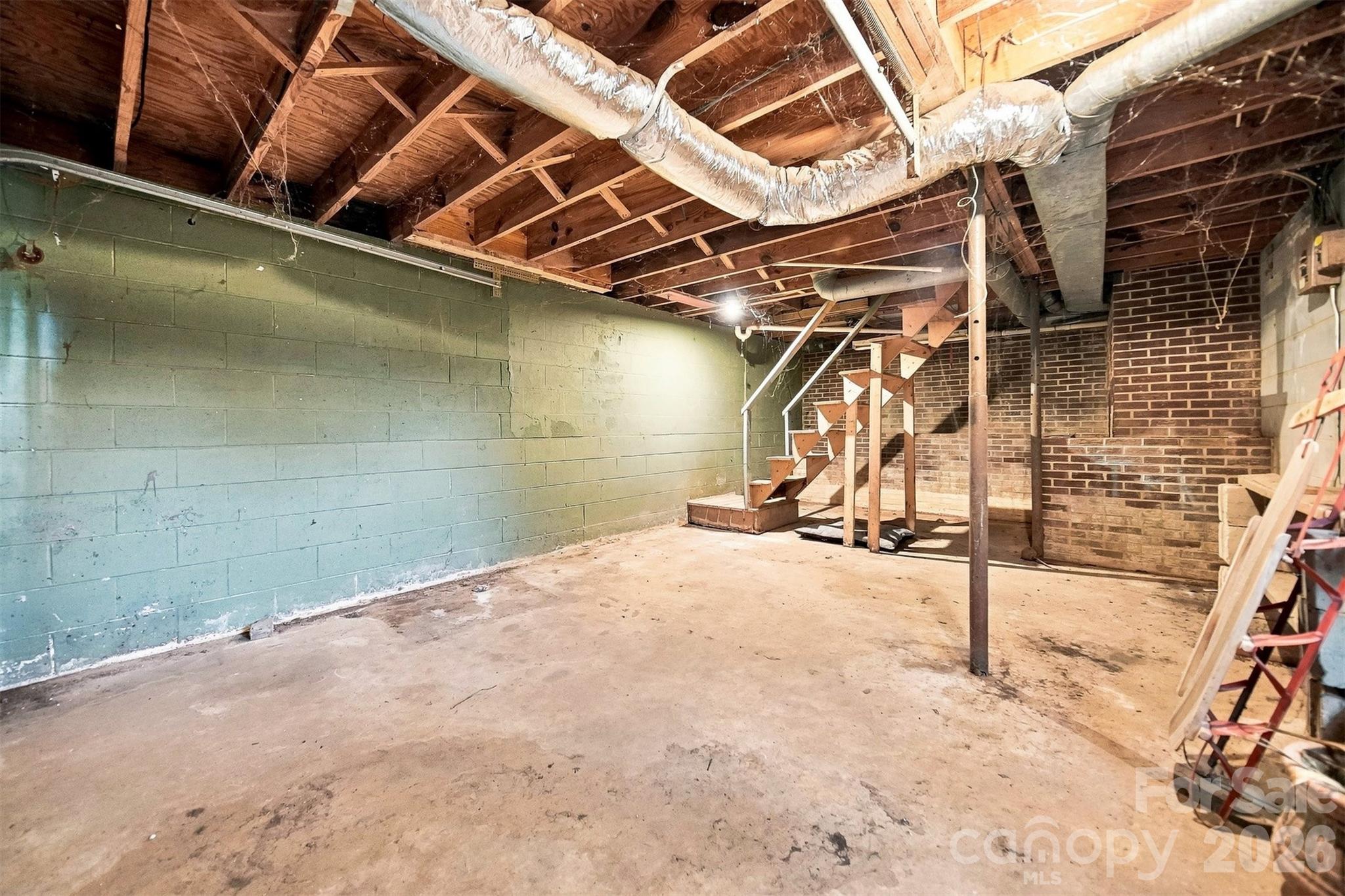 1920 30th Street Property Photo 31