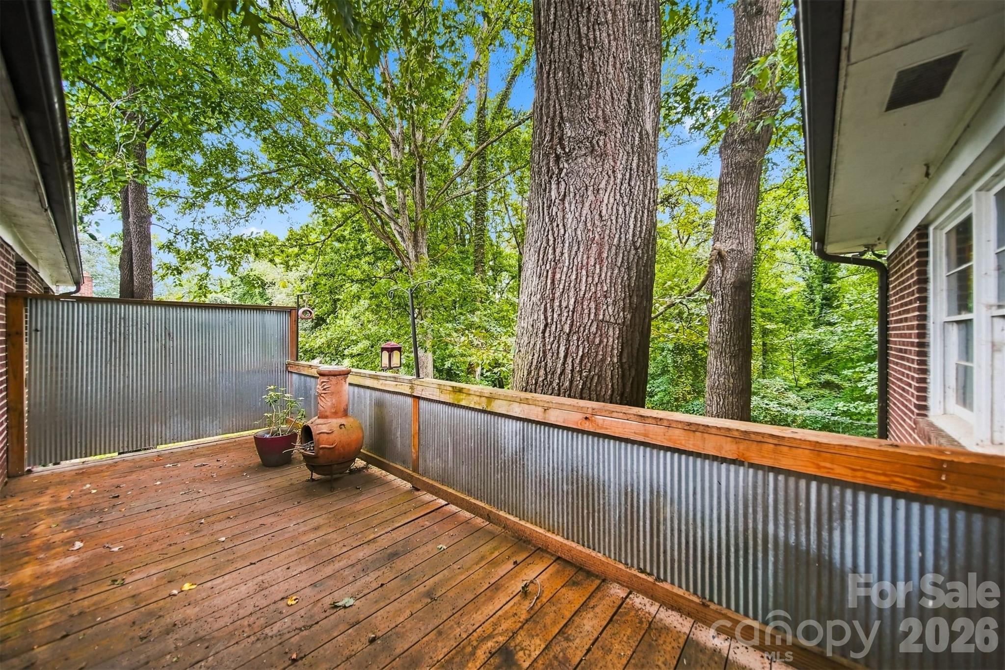 1920 30th Street Property Photo 34