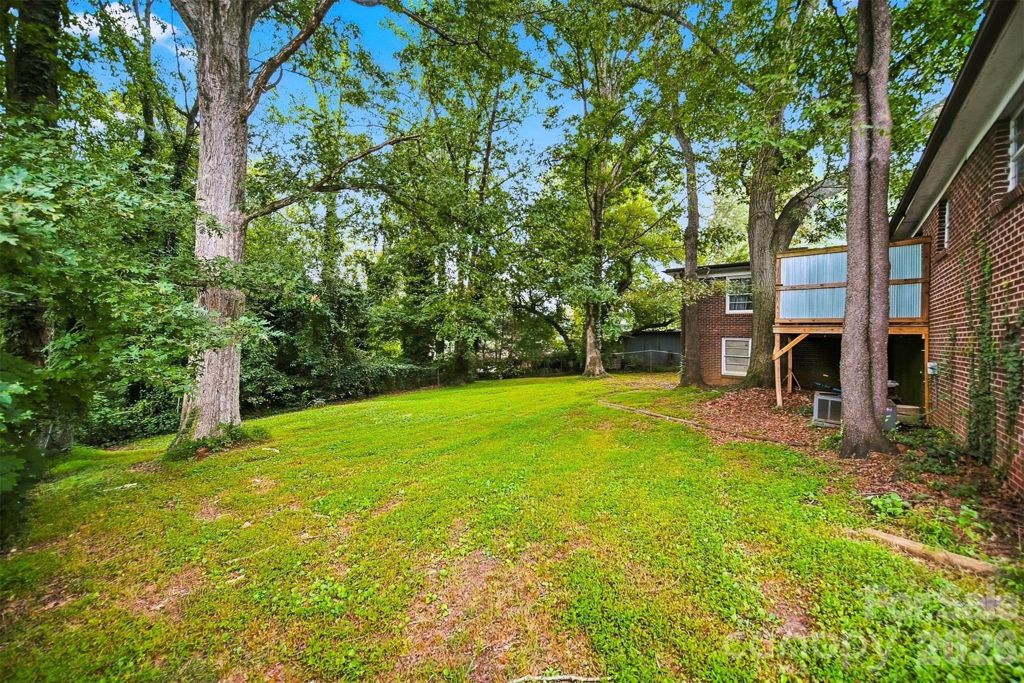 1920 30th Street Property Photo 37