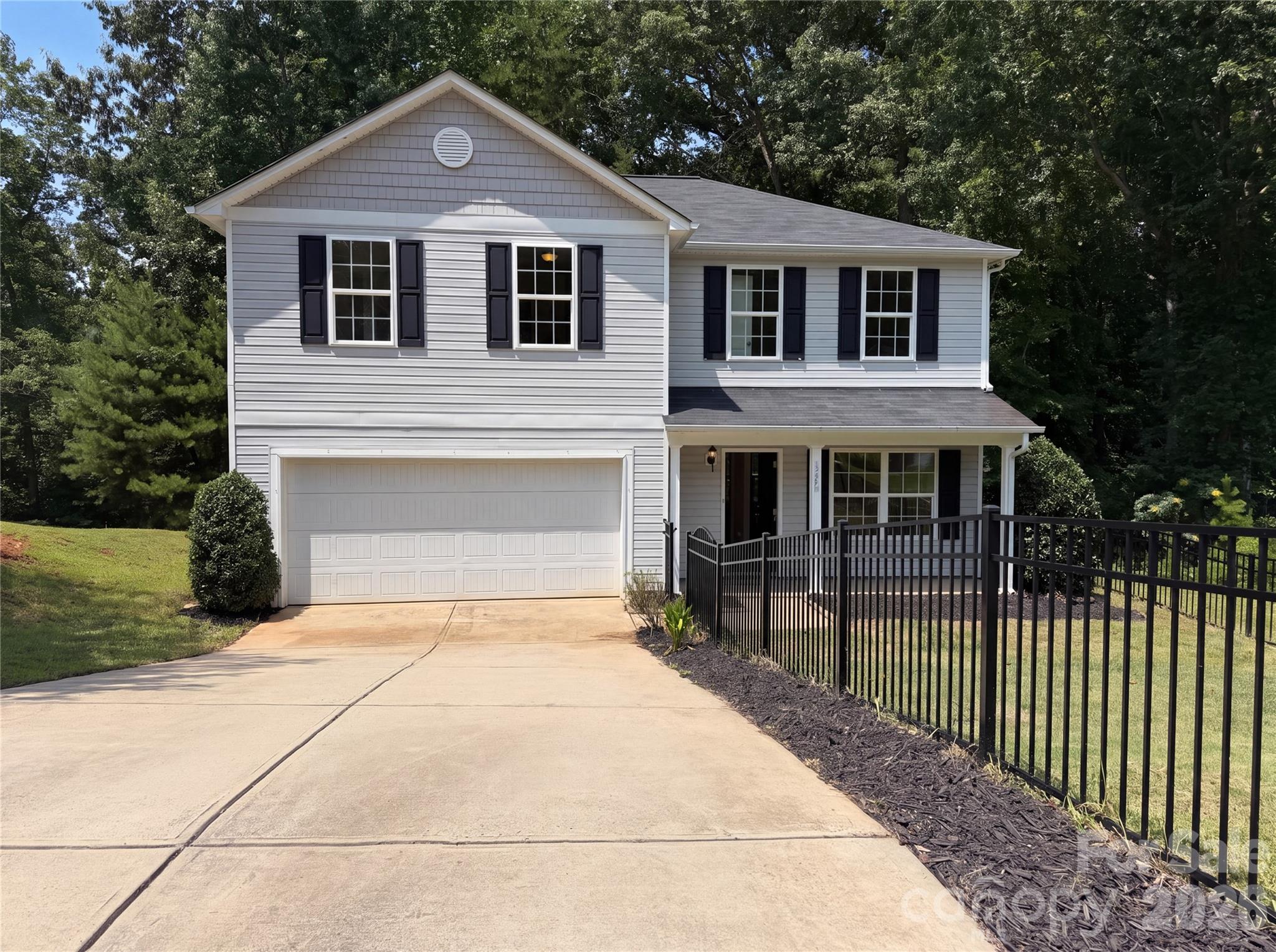 1708 Millwood Road Property Photo 1