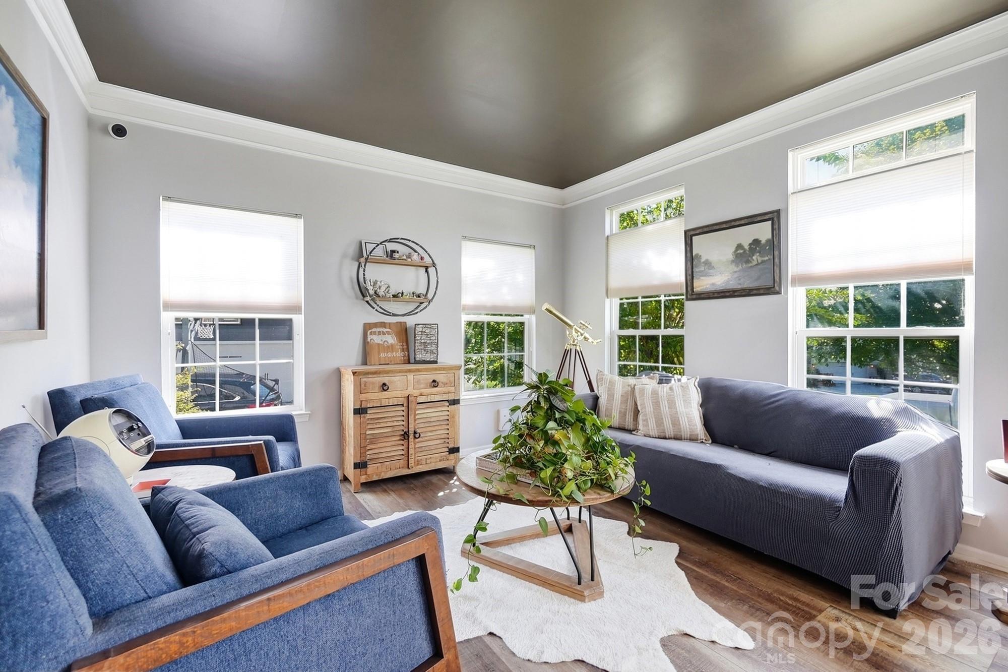 638 Reliance Court Property Photo 6
