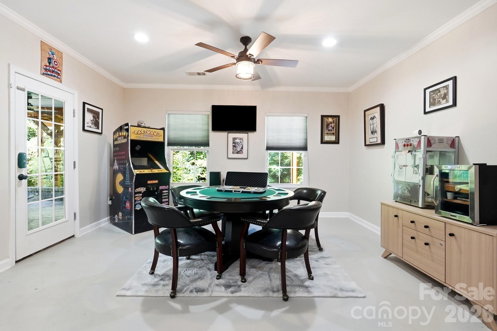 638 Reliance Court Property Photo 35