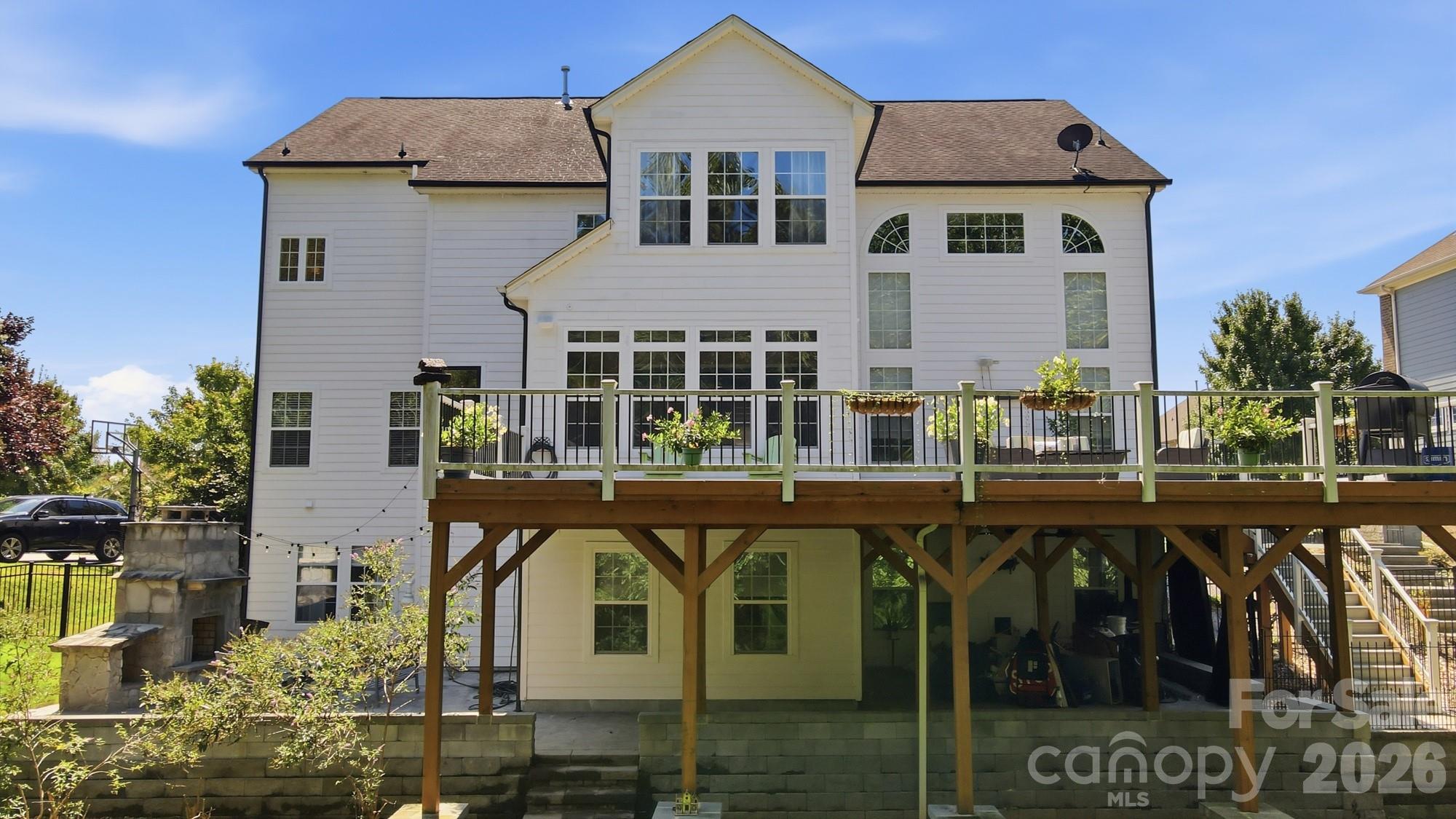 638 Reliance Court Property Photo 40