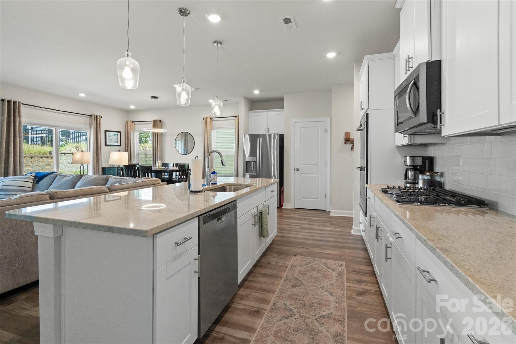 322 Hyssop Court Property Photo 6
