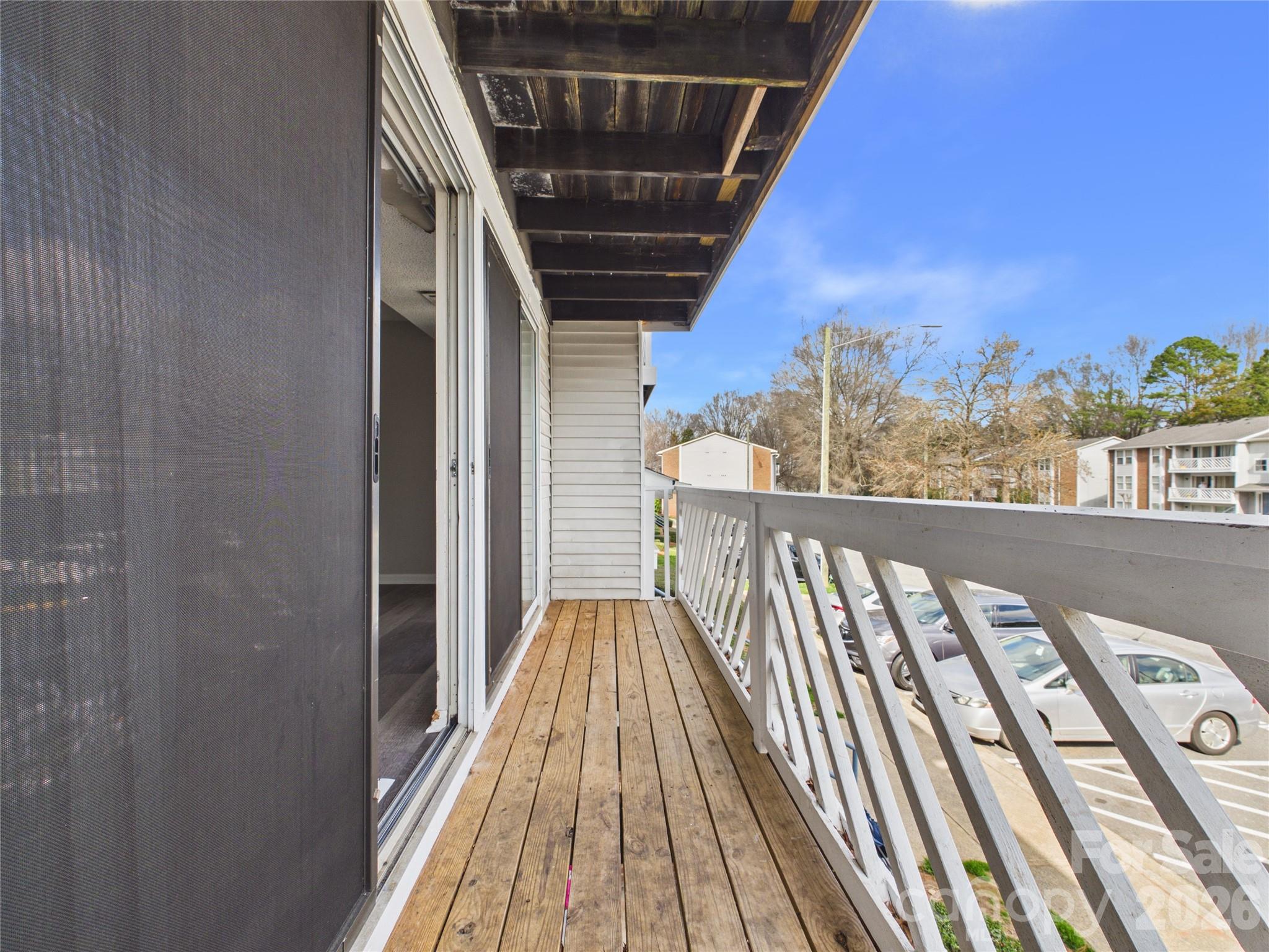 9511 Shannon Green Drive Apt E Property Photo 18