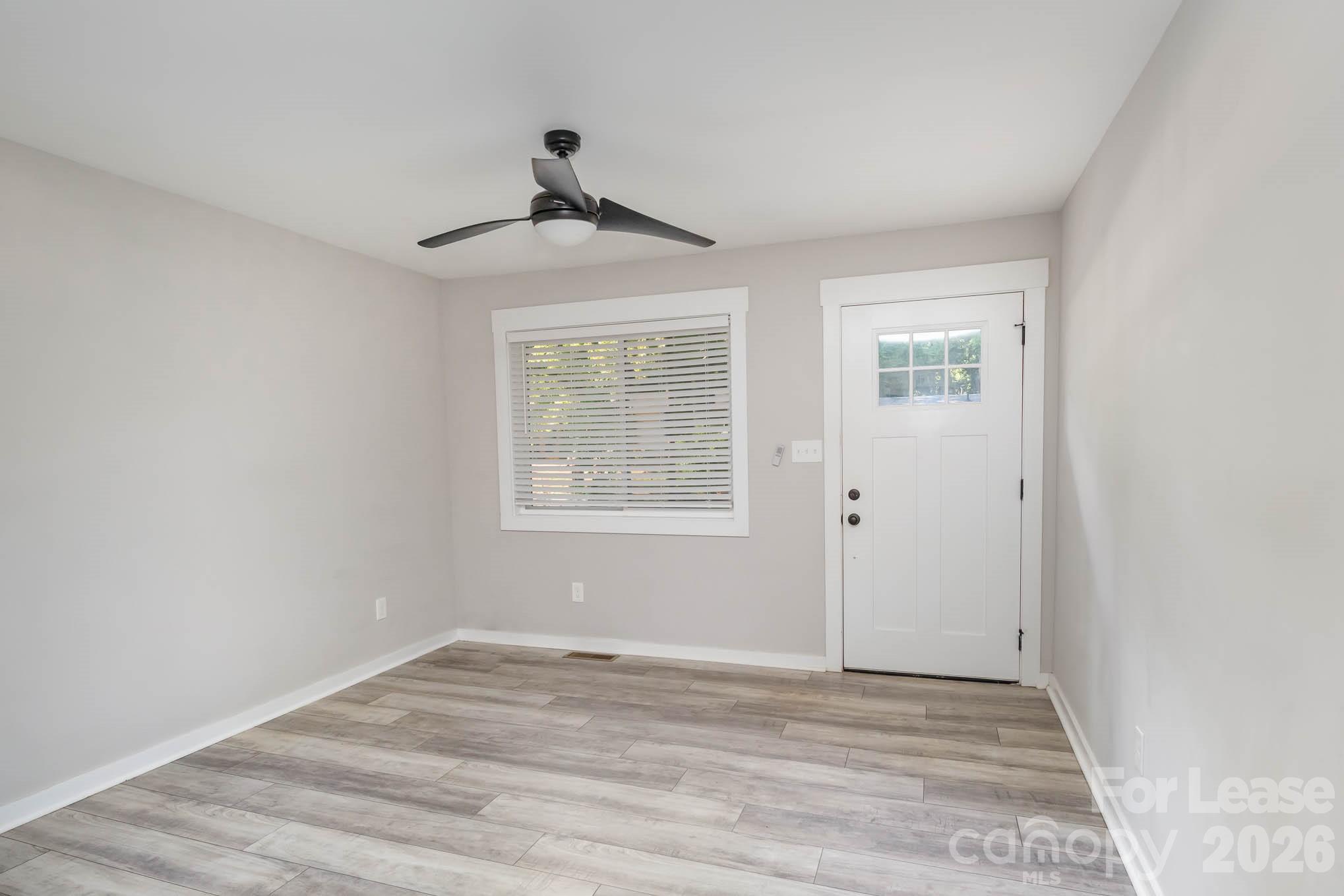 312 Glenrock Drive Property Photo 2