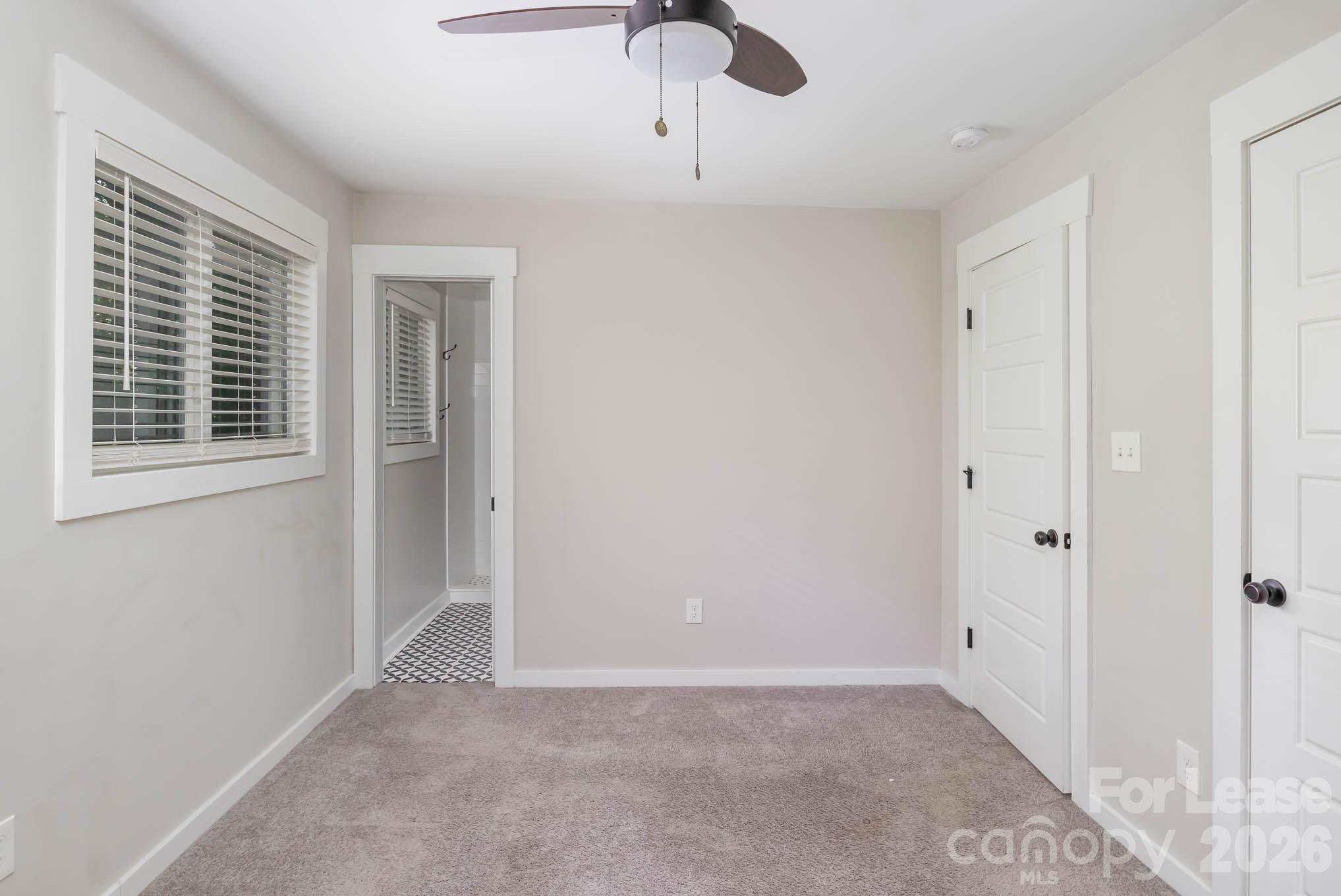 312 Glenrock Drive Property Photo 7