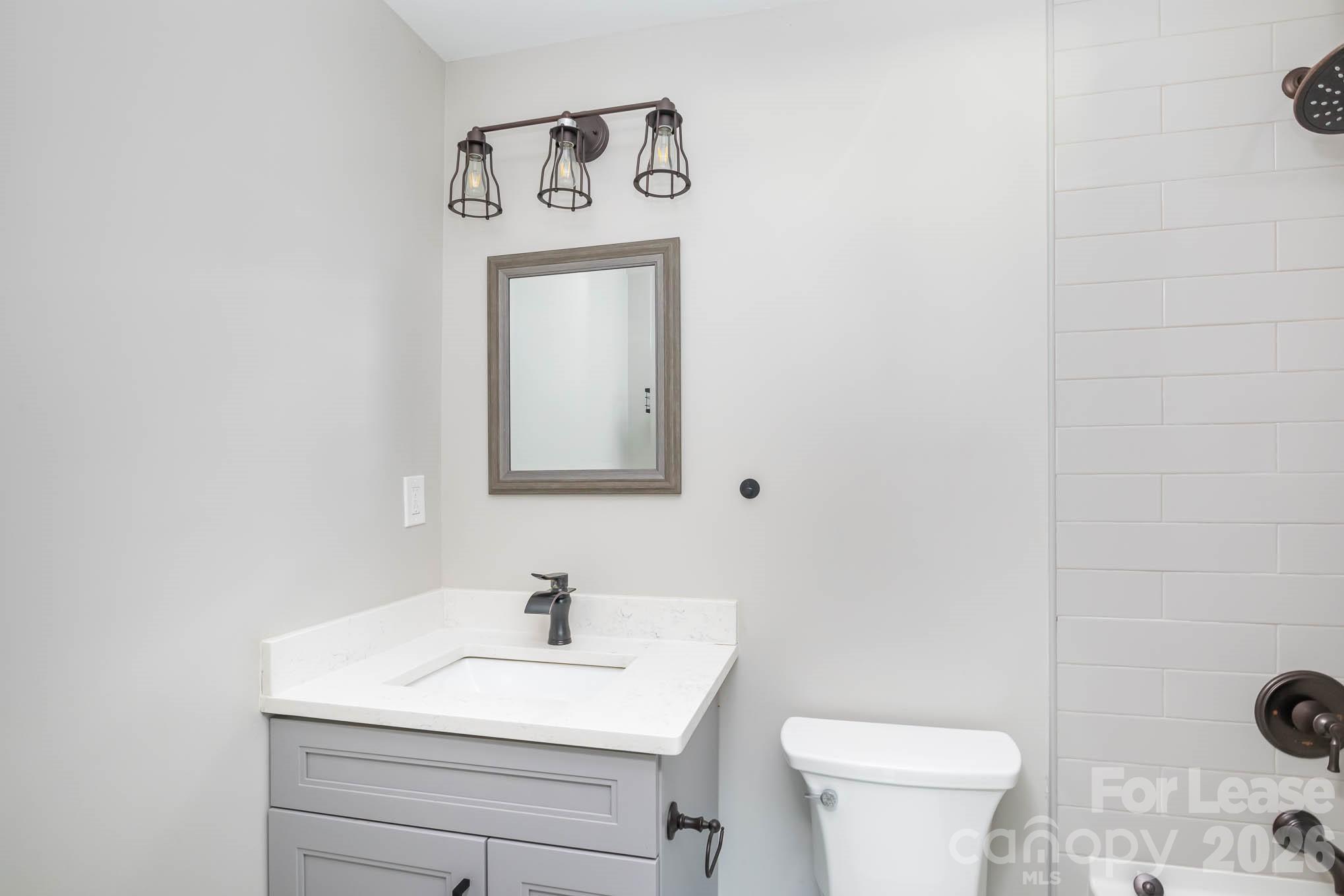 312 Glenrock Drive Property Photo 9