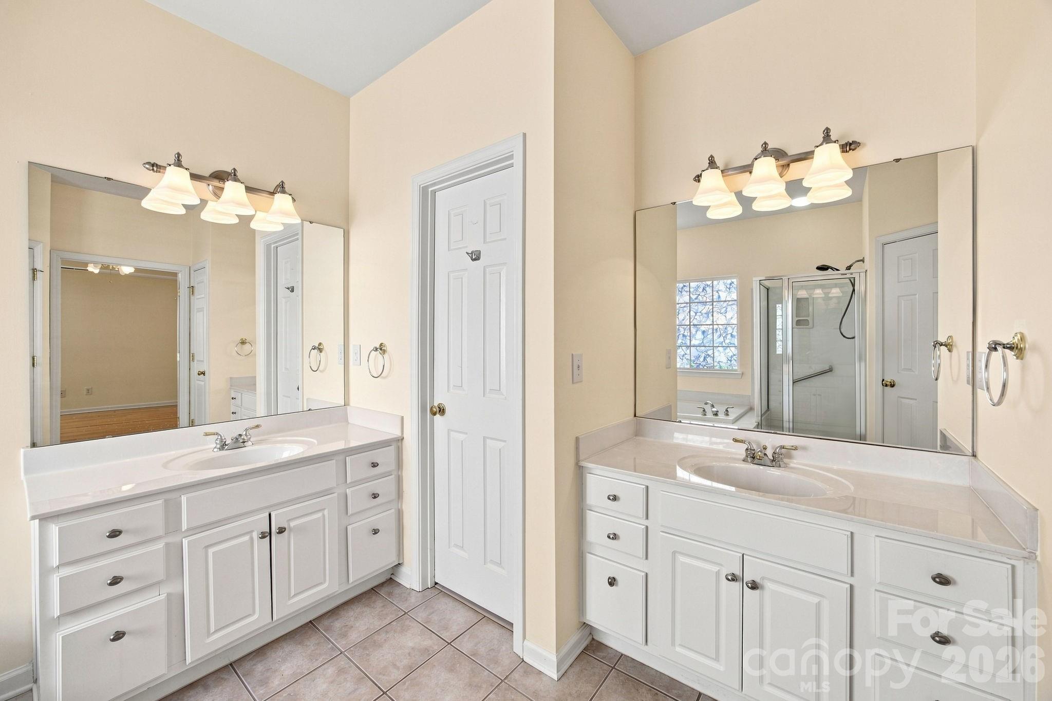 12602 Kemerton Lane Property Photo 29