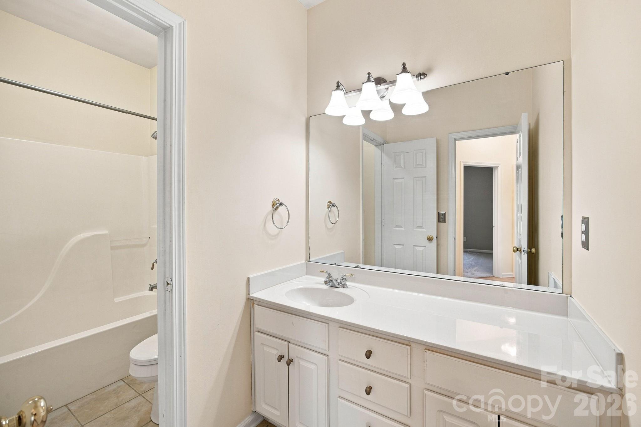 12602 Kemerton Lane Property Photo 34