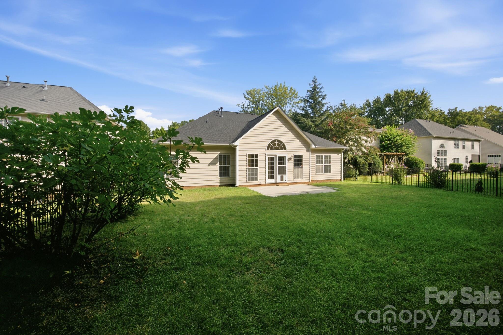12602 Kemerton Lane Property Photo 38