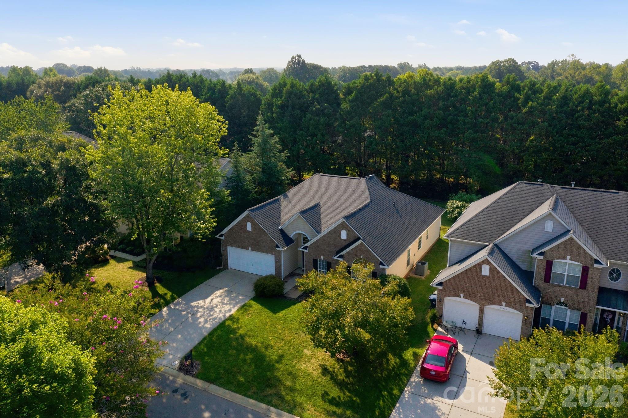 12602 Kemerton Lane Property Photo 43